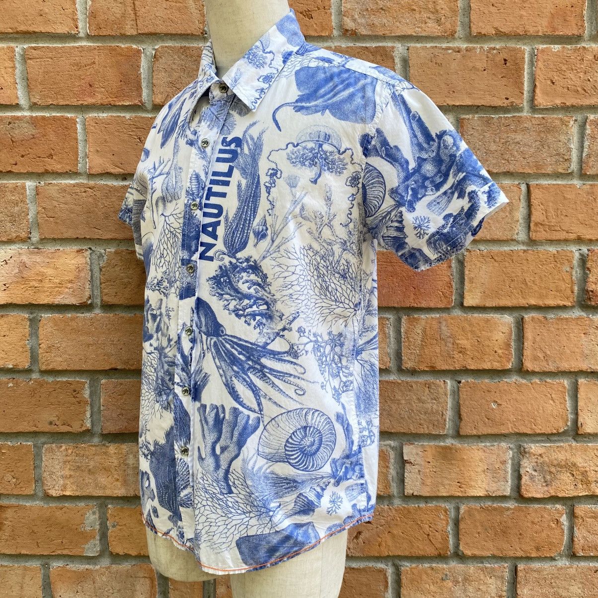 Japanese Brand KENVELO White Short Sleeve Shirt Blue Graphic Size US M / EU 48-50 / 2 - 19 Thumbnail