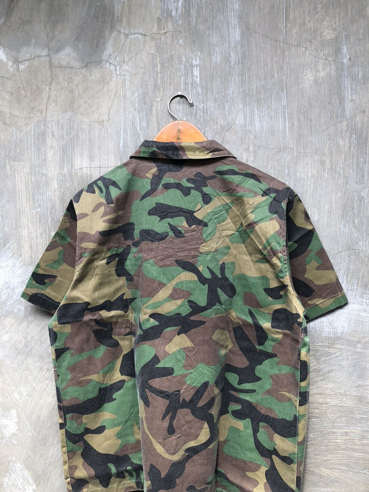 Japanese Brand Unknown - Army Men Button Up Shirt Size US L / EU 52-54 / 3 - 7 Thumbnail