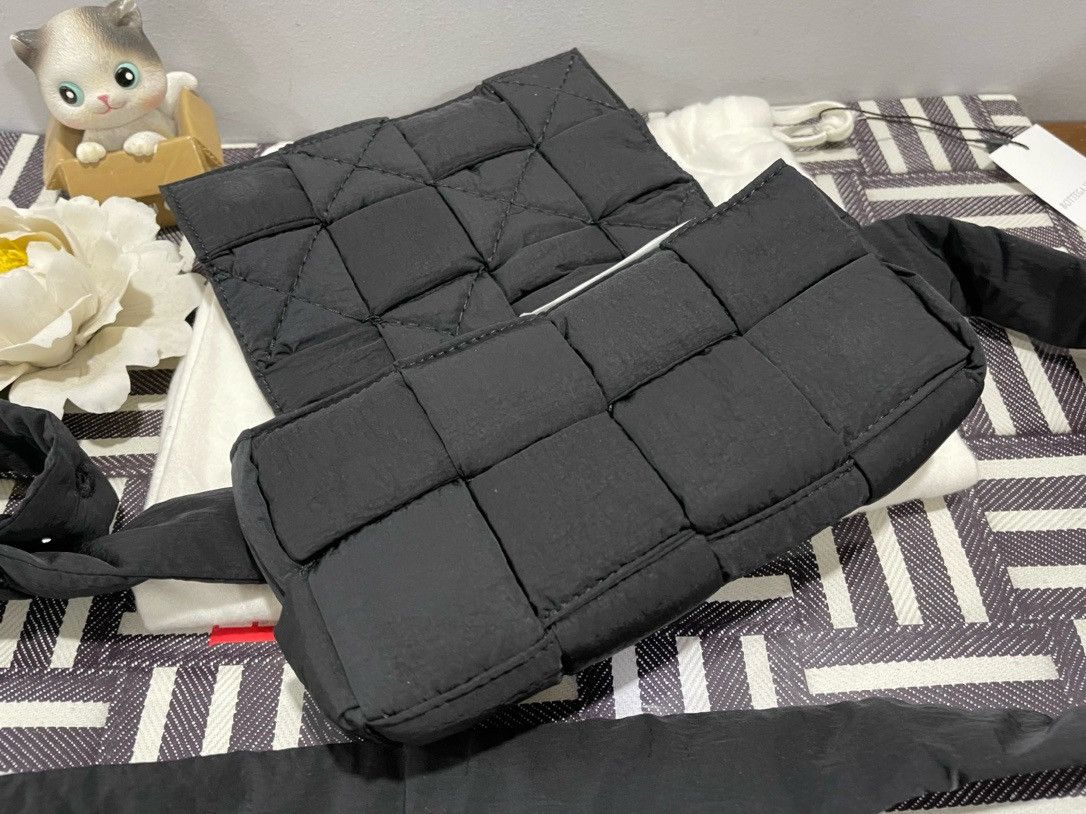 Bottega Veneta Bottega Veneta padded tech cassette bag Size ONE SIZE - 4 Thumbnail