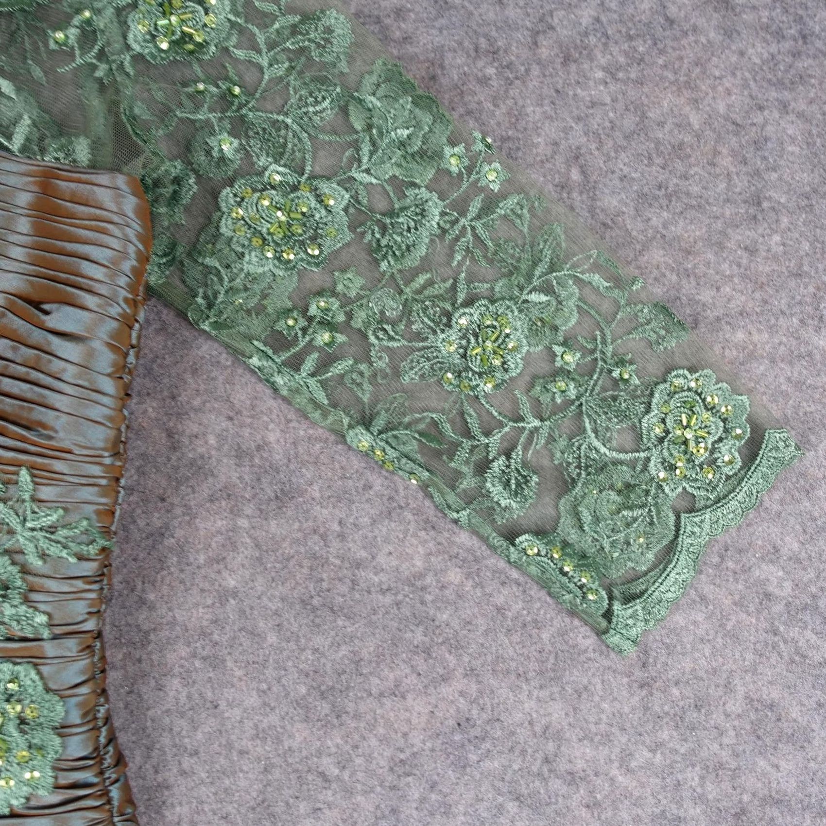 Vintage Patra Dress Womens Size 6 Green Lace Beaded Formal Gown Evening Maxi Taffeta VTG Dress Size M / US 6-8 / IT 42-44 - 3 Thumbnail