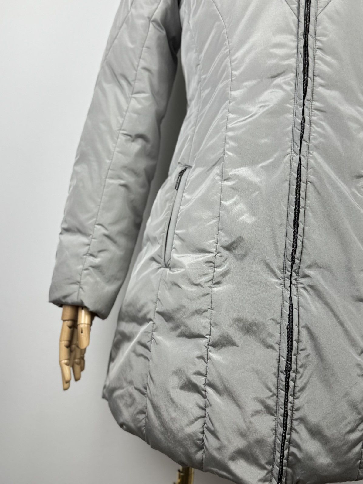 Weekend Max Mara Weekend Max Mara Long Silver Winter Jacket Size USA 10 Size L / US 10 / IT 46 - 3 Thumbnail