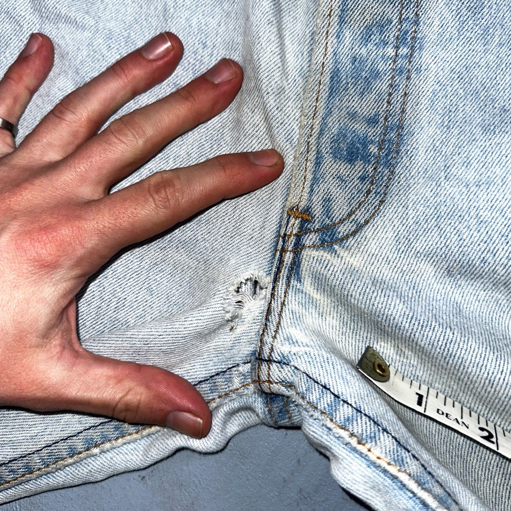 Levi's VINTAGE Levi's 501 Jeans Straight Men 30x34 Blue Light Wash USA 90s Component: Comfort Size US 30 / EU 46 - 7 Thumbnail