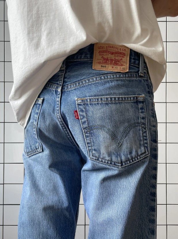 Jean Vintage LEVIS 505 Jeans Wash Blue Denim 90s S0126 Size US 32 / EU 48 - 1 Thumbnail