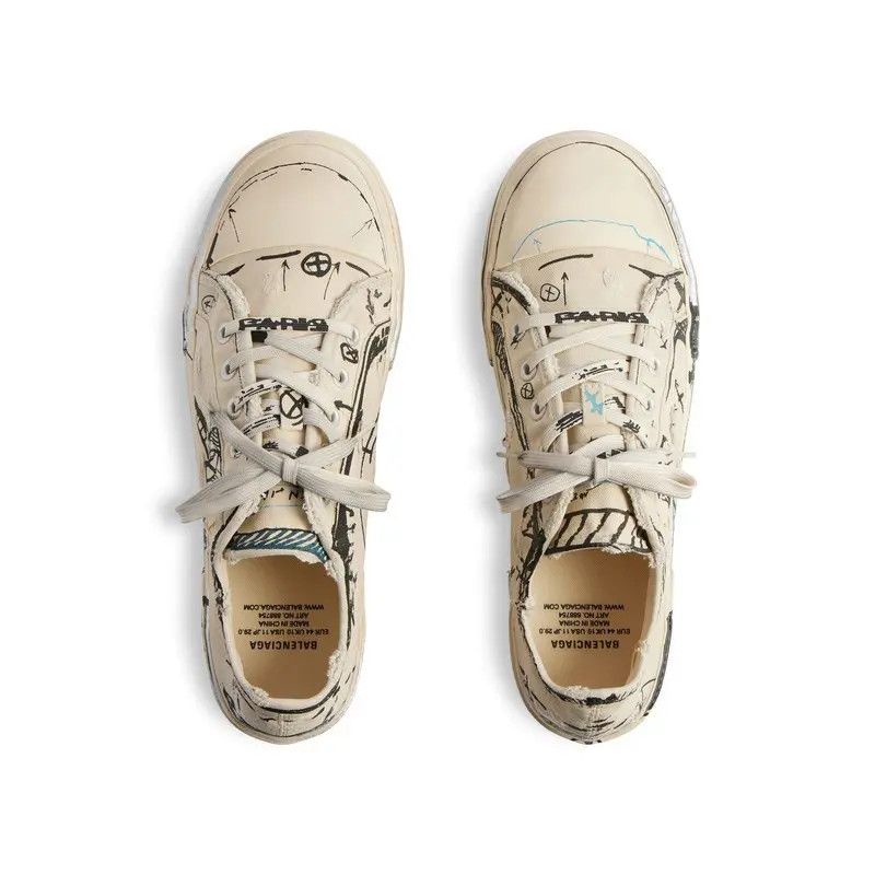 Balenciaga o1tr1nto1025 Paris Low Top Sketch Sneakers in Beige Size US 13 / EU 46 - 5 Thumbnail