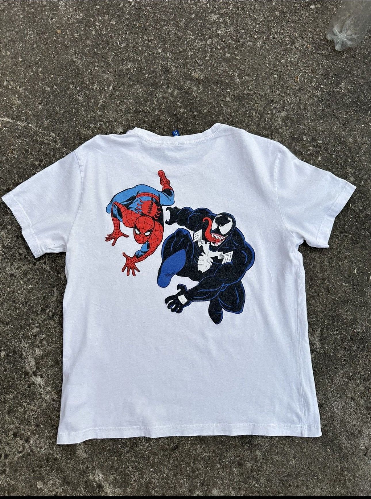 Marvel Comics Vintage Venom & SpiderMan T-shirt Marvel Comics Size US L / EU 52-54 / 3 - 1 Thumbnail