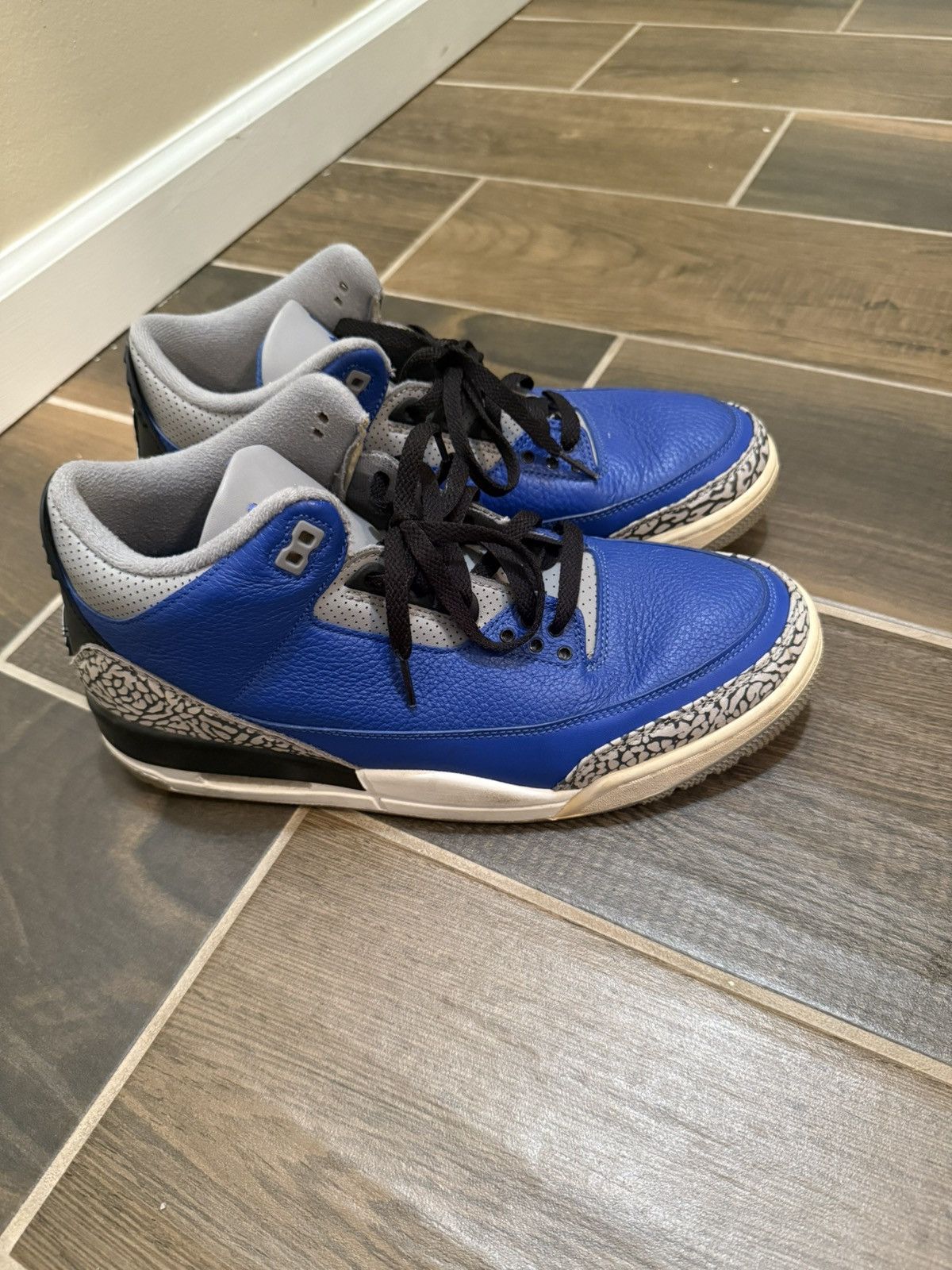 Jordan Brand Jordan 3 Varsity Royal Size US 11 / EU 44 - 1 Thumbnail