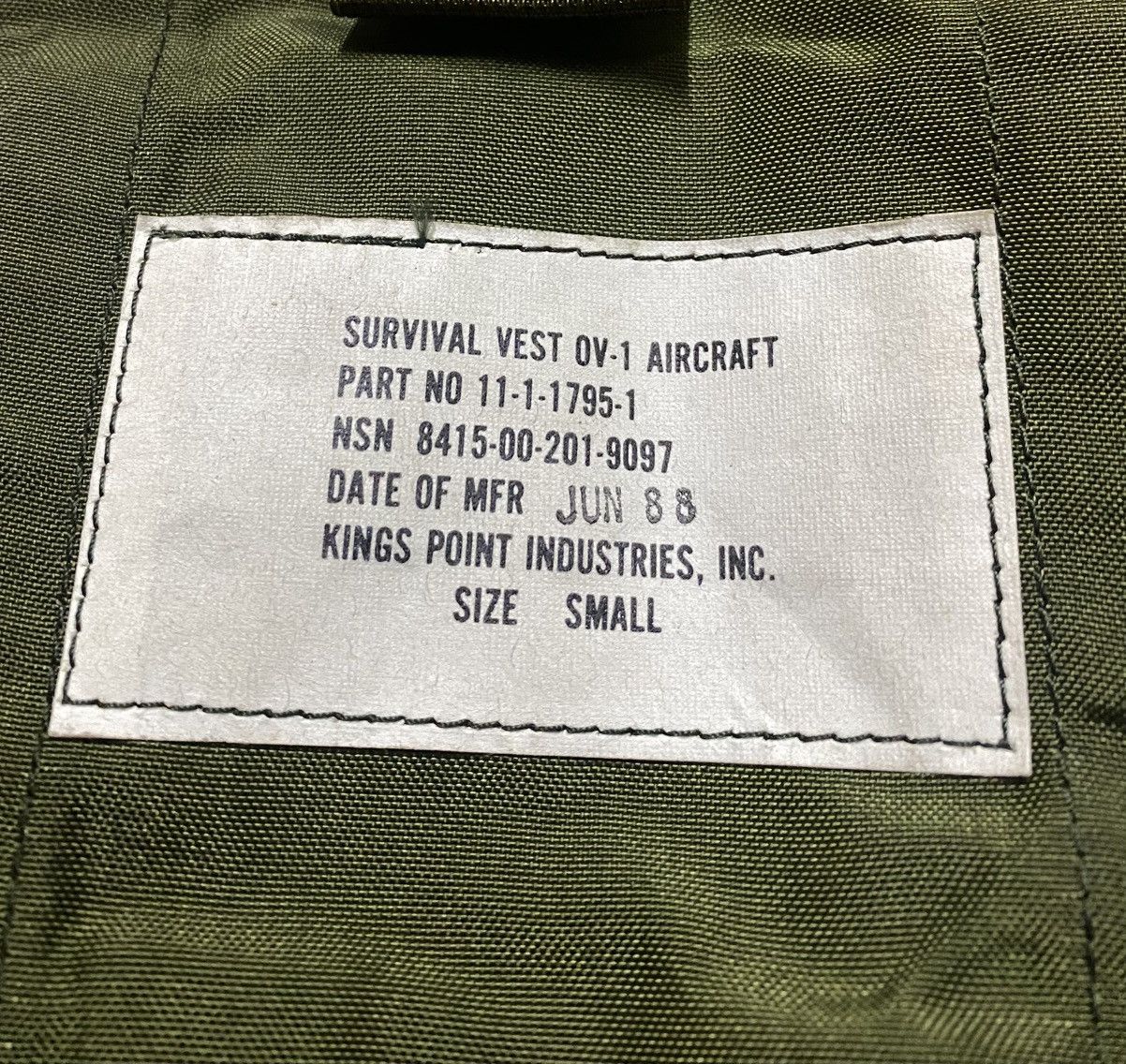 Vintage 60s USA Aircraft survival Vest Air Force Tactical Flight Size US S / EU 44-46 / 1 - 5 Thumbnail