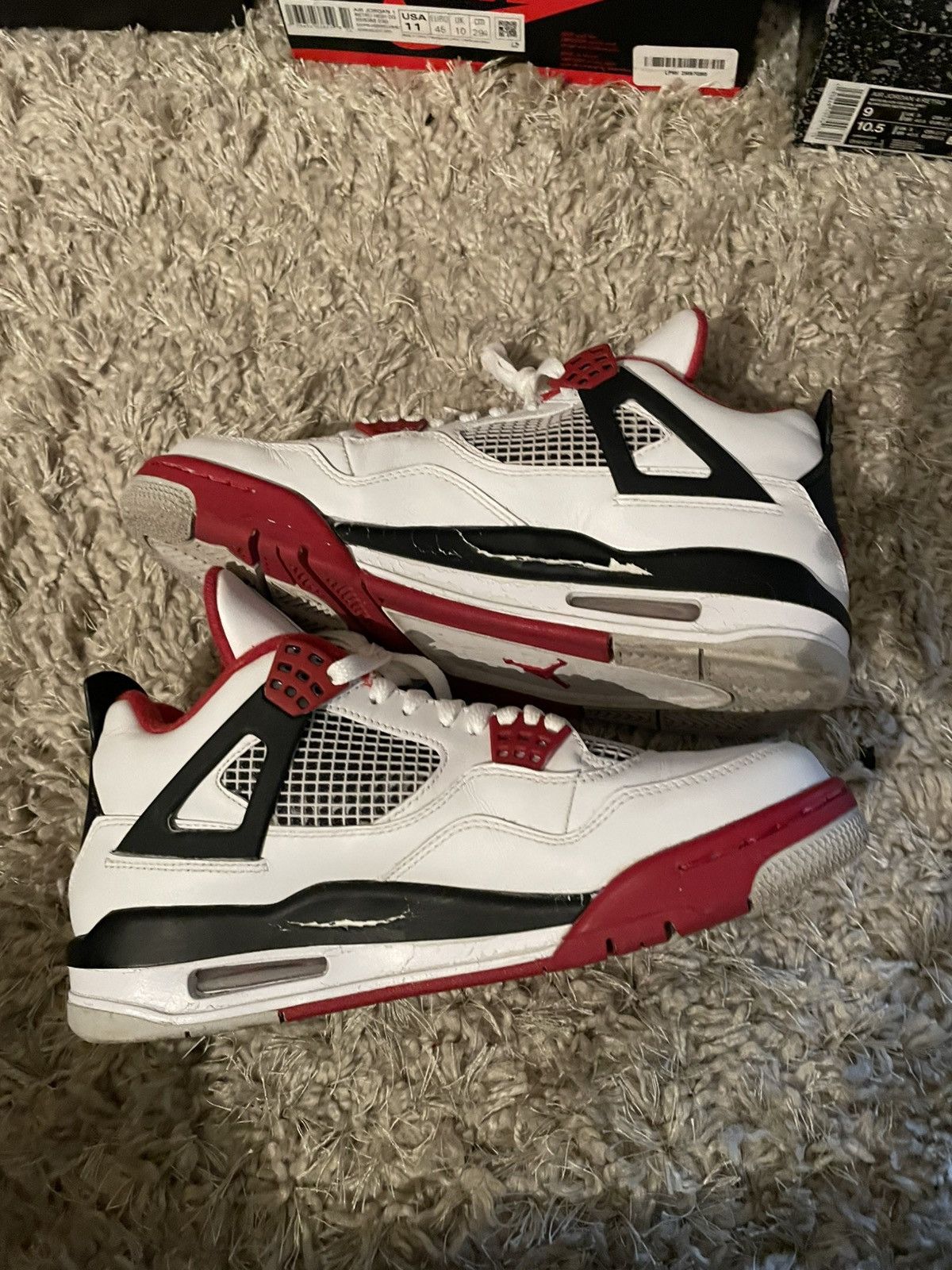 Jordan Brand Jordan 4 Fire Red Size US 8.5 / EU 41-42 - 4 Thumbnail