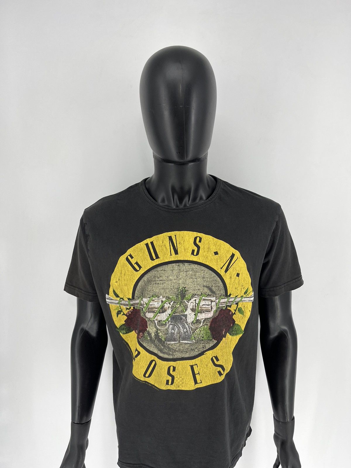 Band Tees × Guns N' Roses × Vintage Vintage Guns N’ Roses 🌹 Big Logo Double Sided T-Shirt Size US XL / EU 56 / 4 - 6 Thumbnail