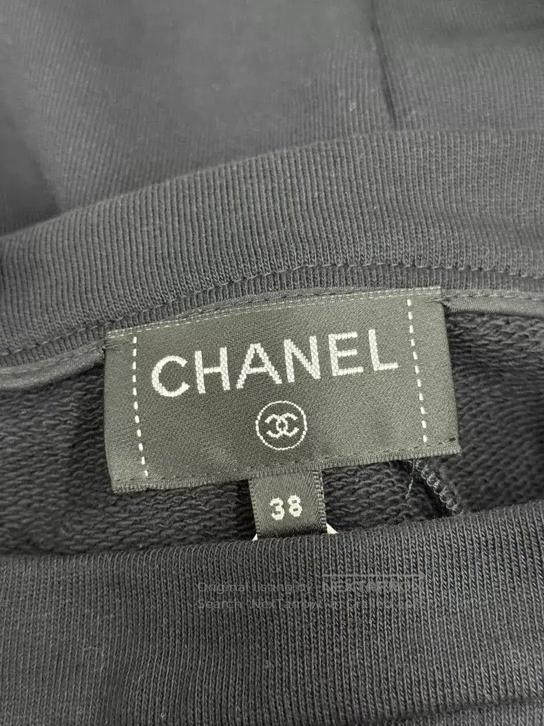 Chanel Chanel Black and white letter printed slit skirt Size 25" / US 0 / IT 36 - 4 Thumbnail