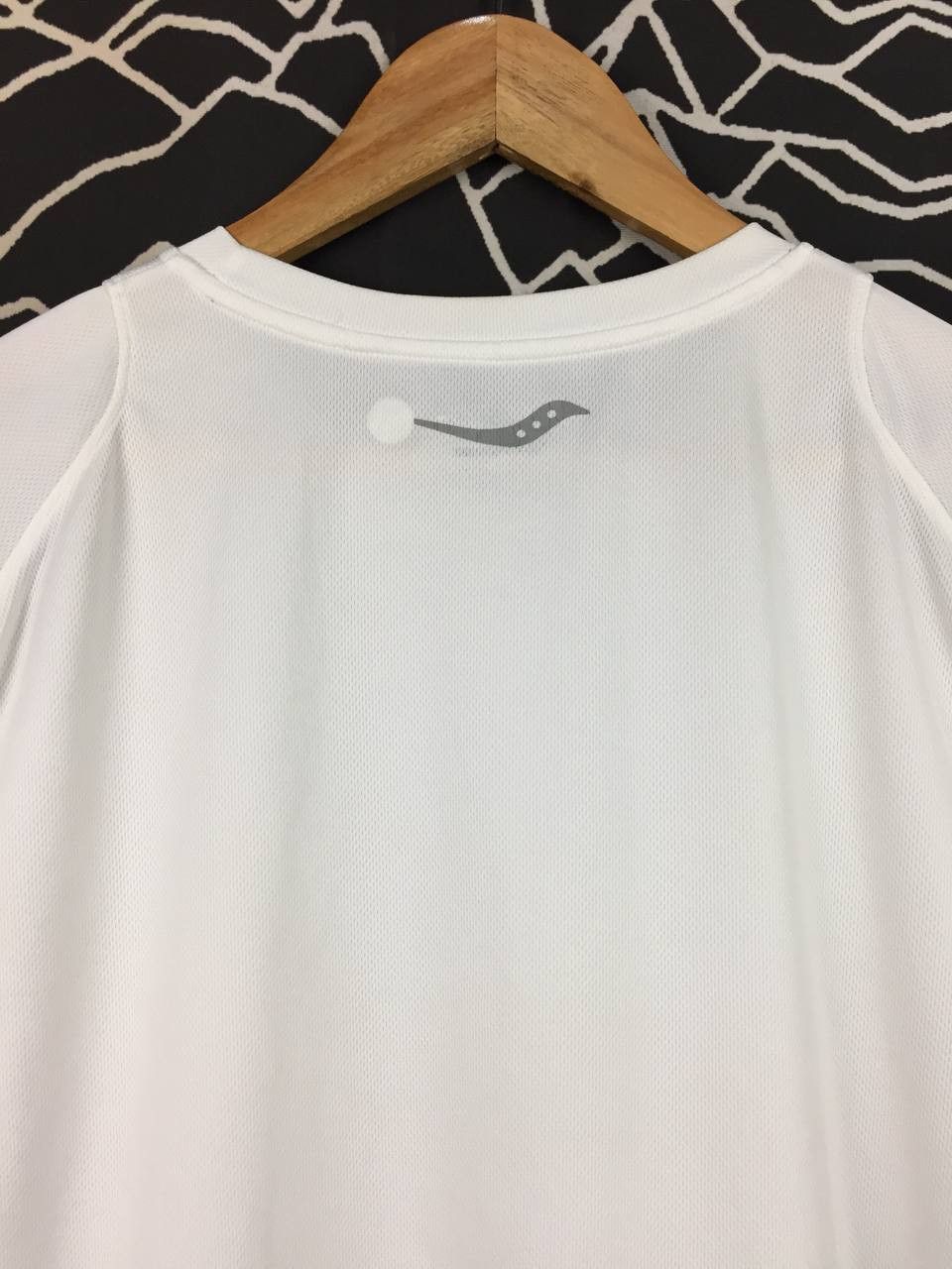 Saucony Saucony Performance Running Short Sleeve Athletic Tee Size US XL / EU 56 / 4 - 9 Thumbnail