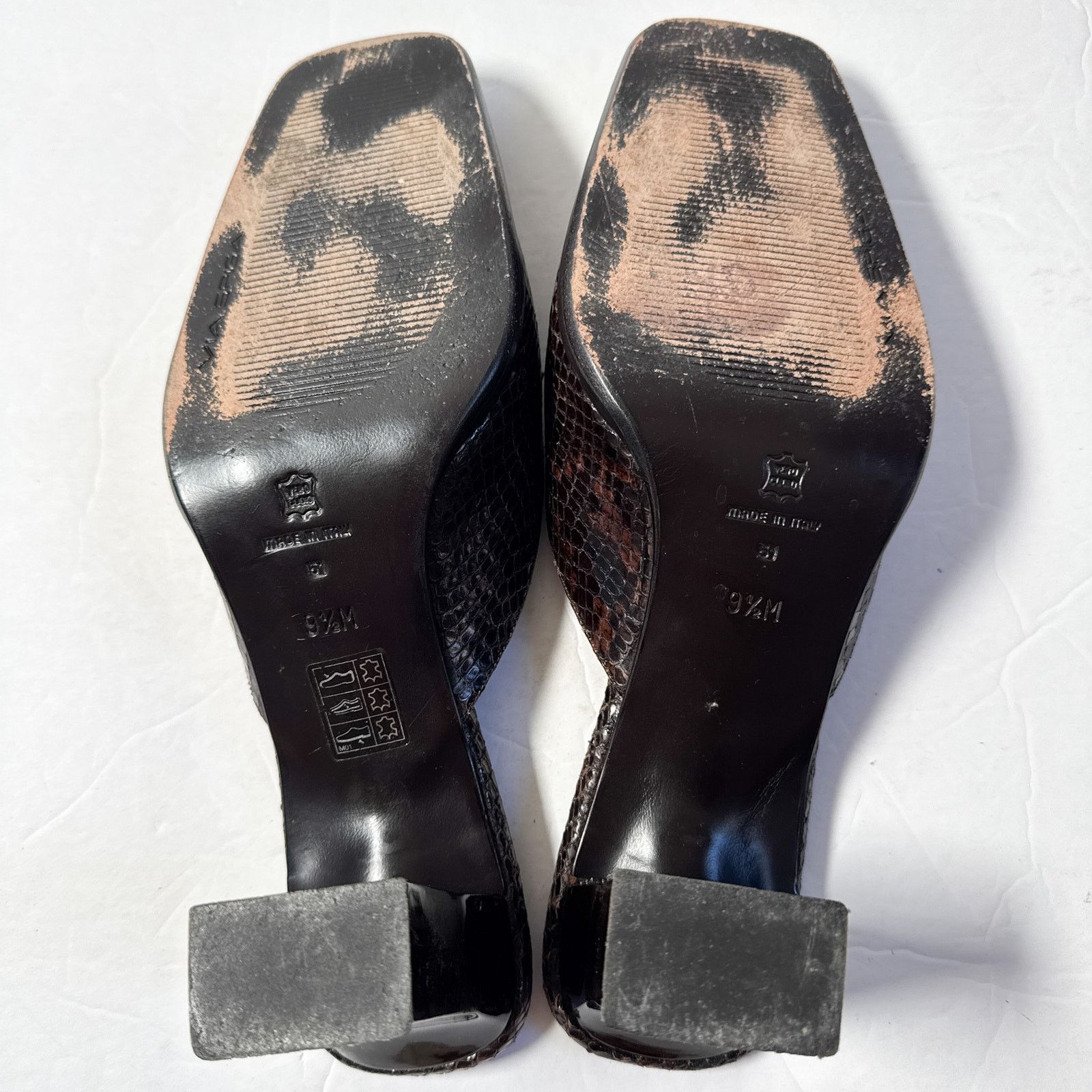 Other Via Spiga Brown Snake Embossed Leather Mule Heels 9.5M Size US 9.5 / IT 39.5 - 8 Thumbnail
