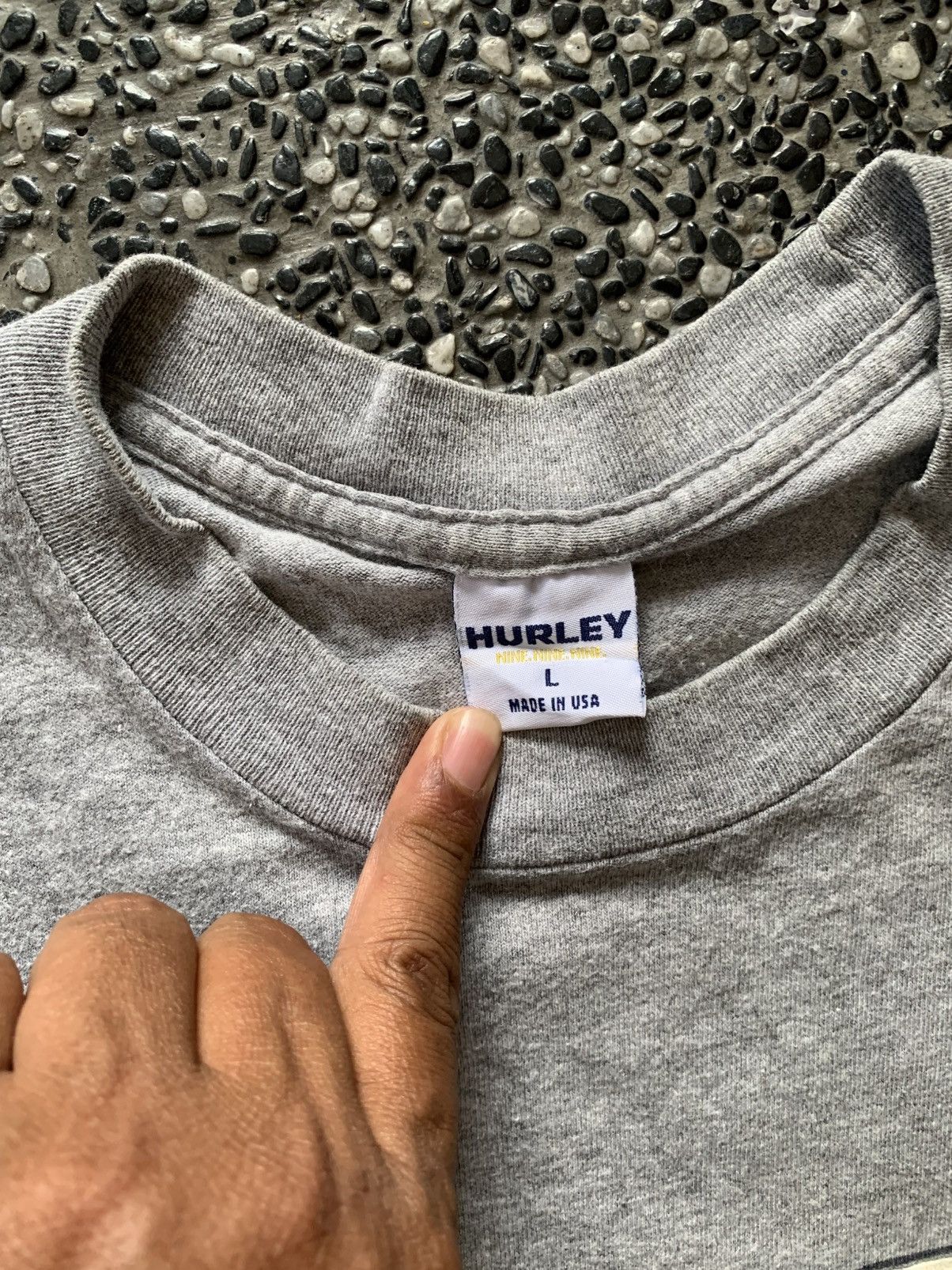 Hurley Vintage Hurley Big Logo T shirt Size US L / EU 52-54 / 3 - 7 Thumbnail