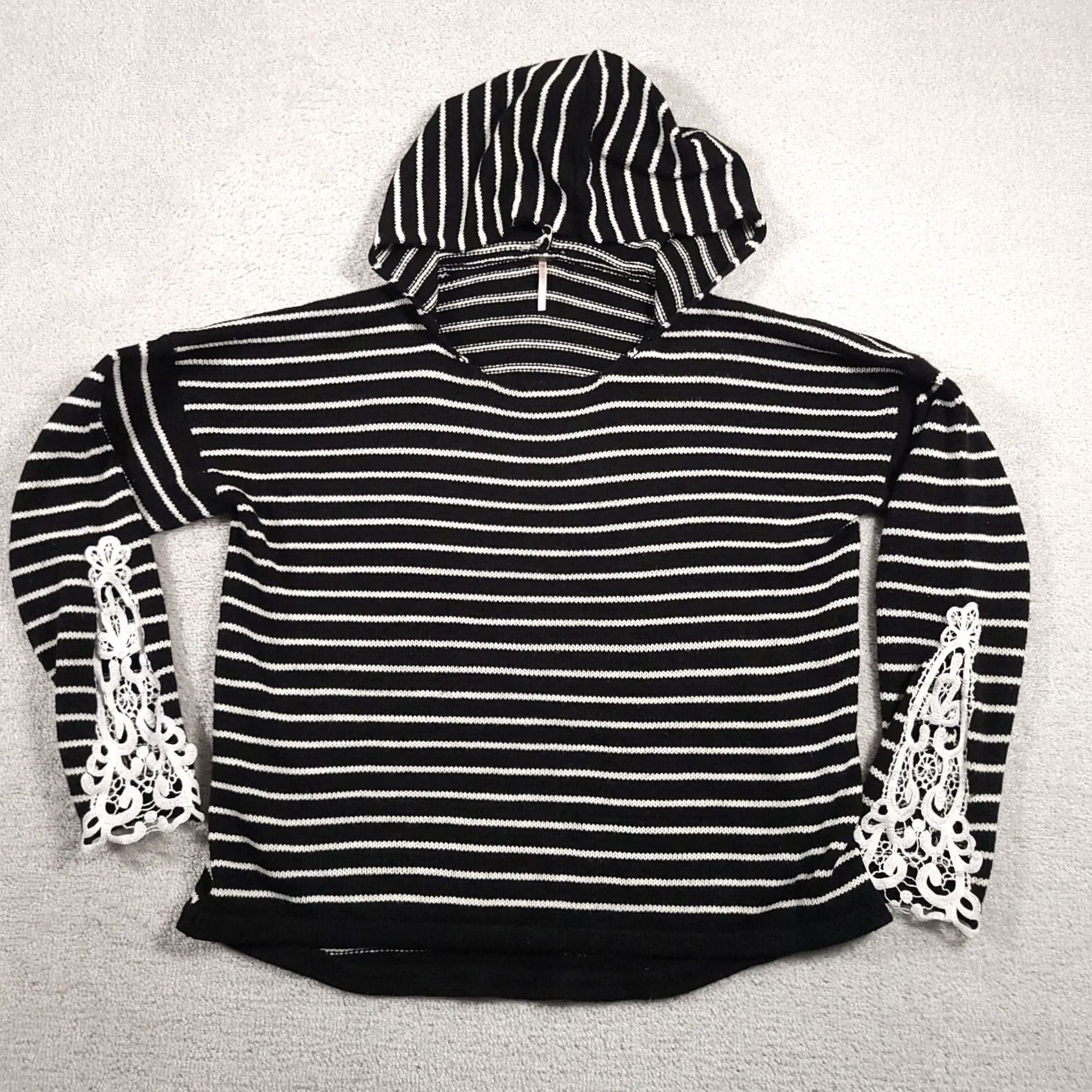 Vintage Poof Apparel Hooded Long Sleeve Knit Sweater Women’s Large Black White Stripe Pullover Knit Regular Size L Size L / US 10 / IT 46 - 2 Thumbnail