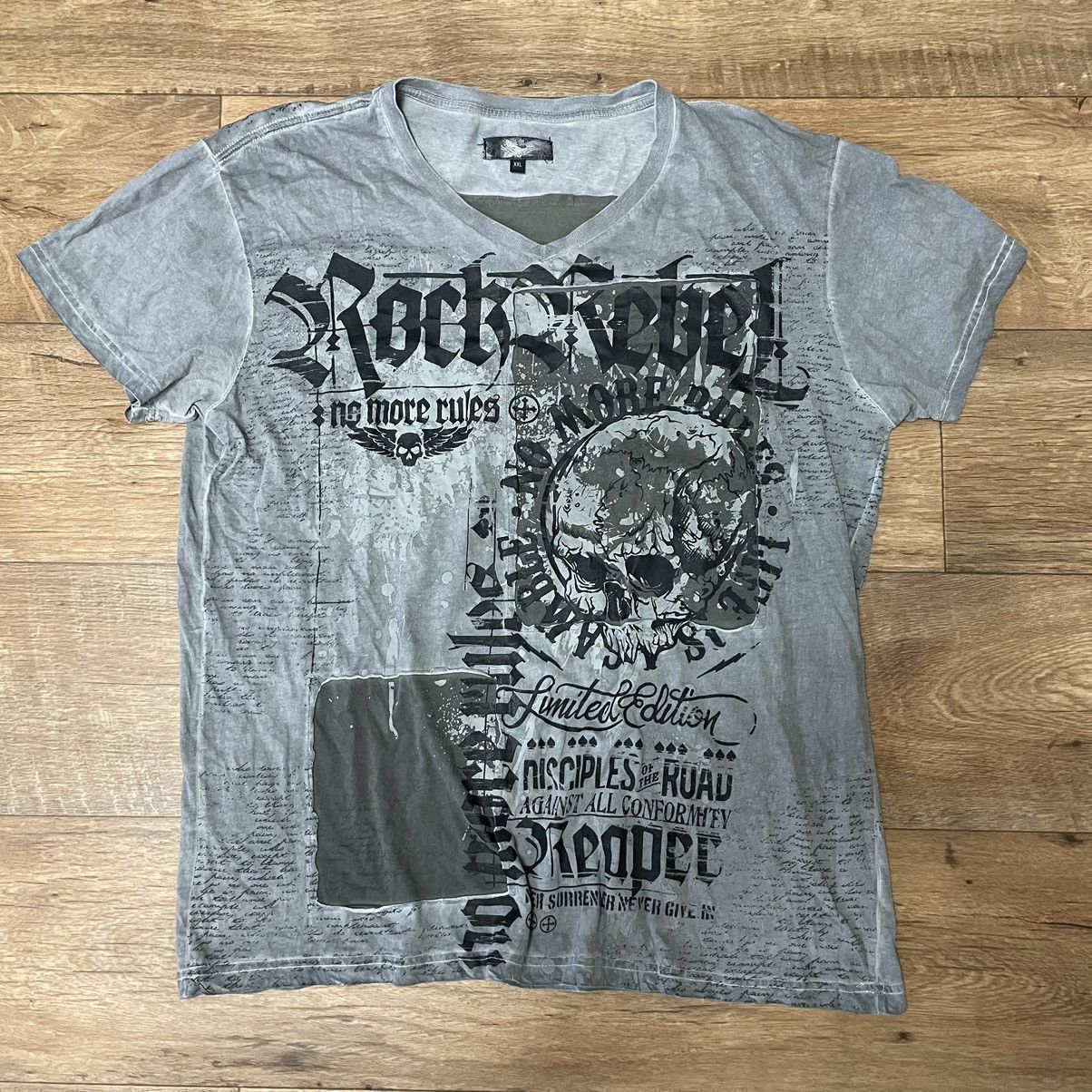 Japanese Brand Vintage Affliction Rock Rebel skull t-shirt Size US L / EU 52-54 / 3 - 1 Thumbnail