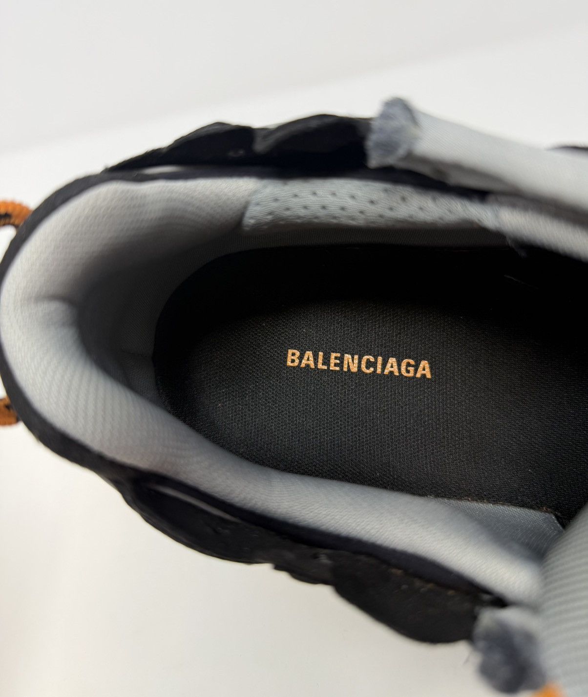 Balenciaga Balenciaga Runner Sneaker Black/Orange Size US 11 / EU 44 - 8 Thumbnail