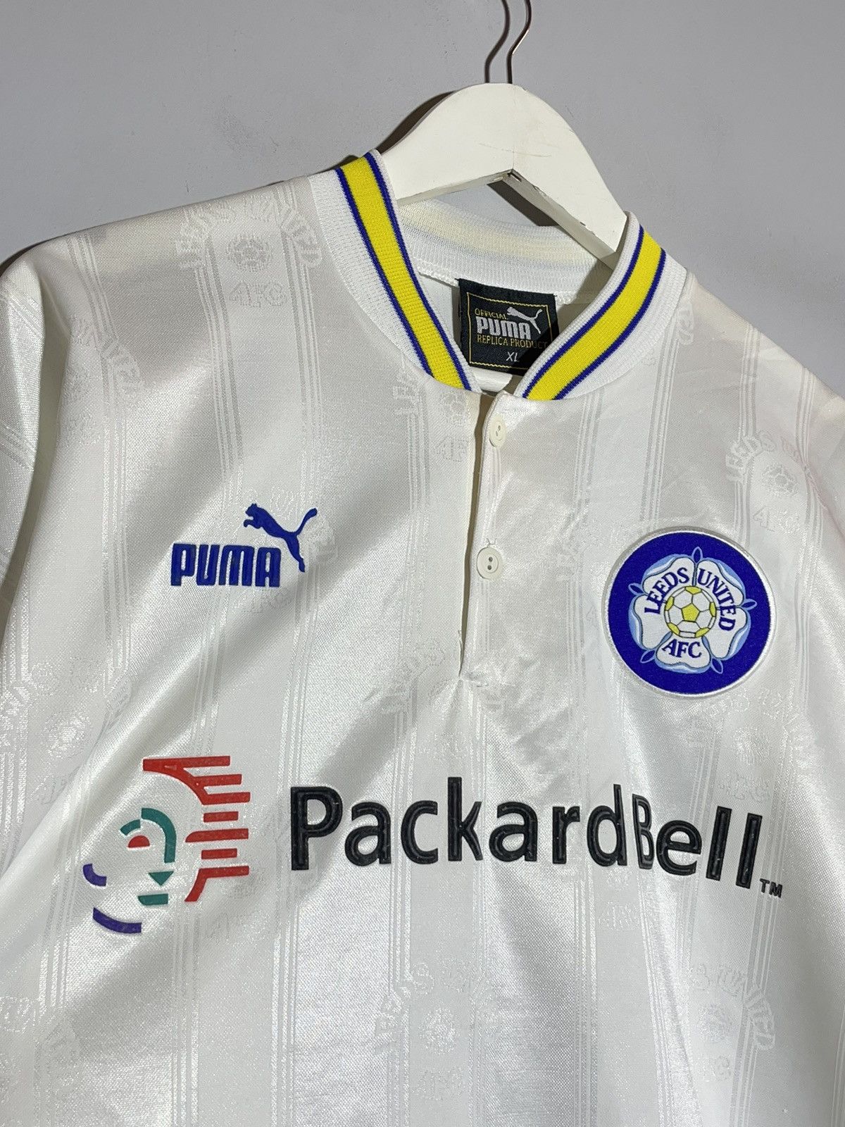 Puma × Vintage Leeds United Puma 1996/98 Vintage Football Shirt Size US XL / EU 56 / 4 - 3 Thumbnail