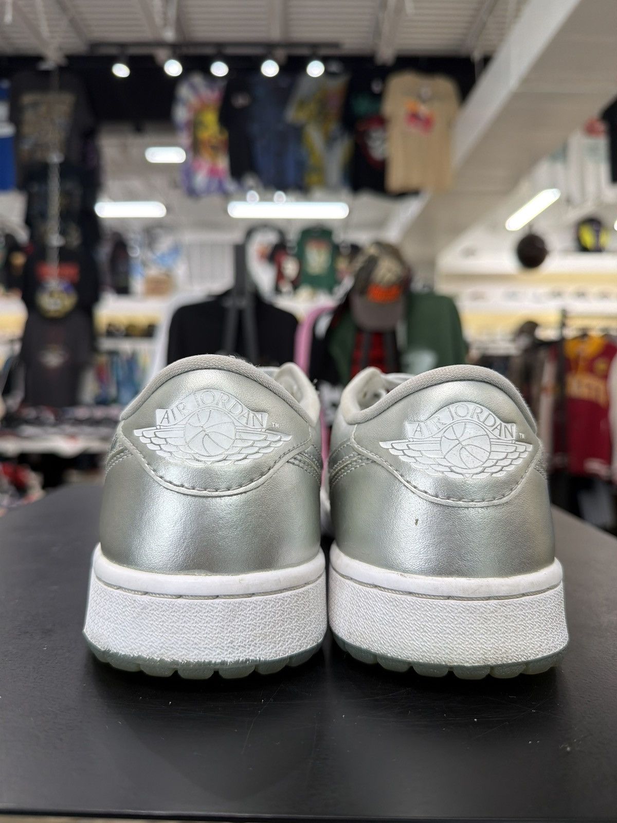 Jordan Brand Jordan 1 Low Golf Gift Giving Pack Size 8.5 (2023) Size US 8.5 / EU 41-42 - 5 Thumbnail