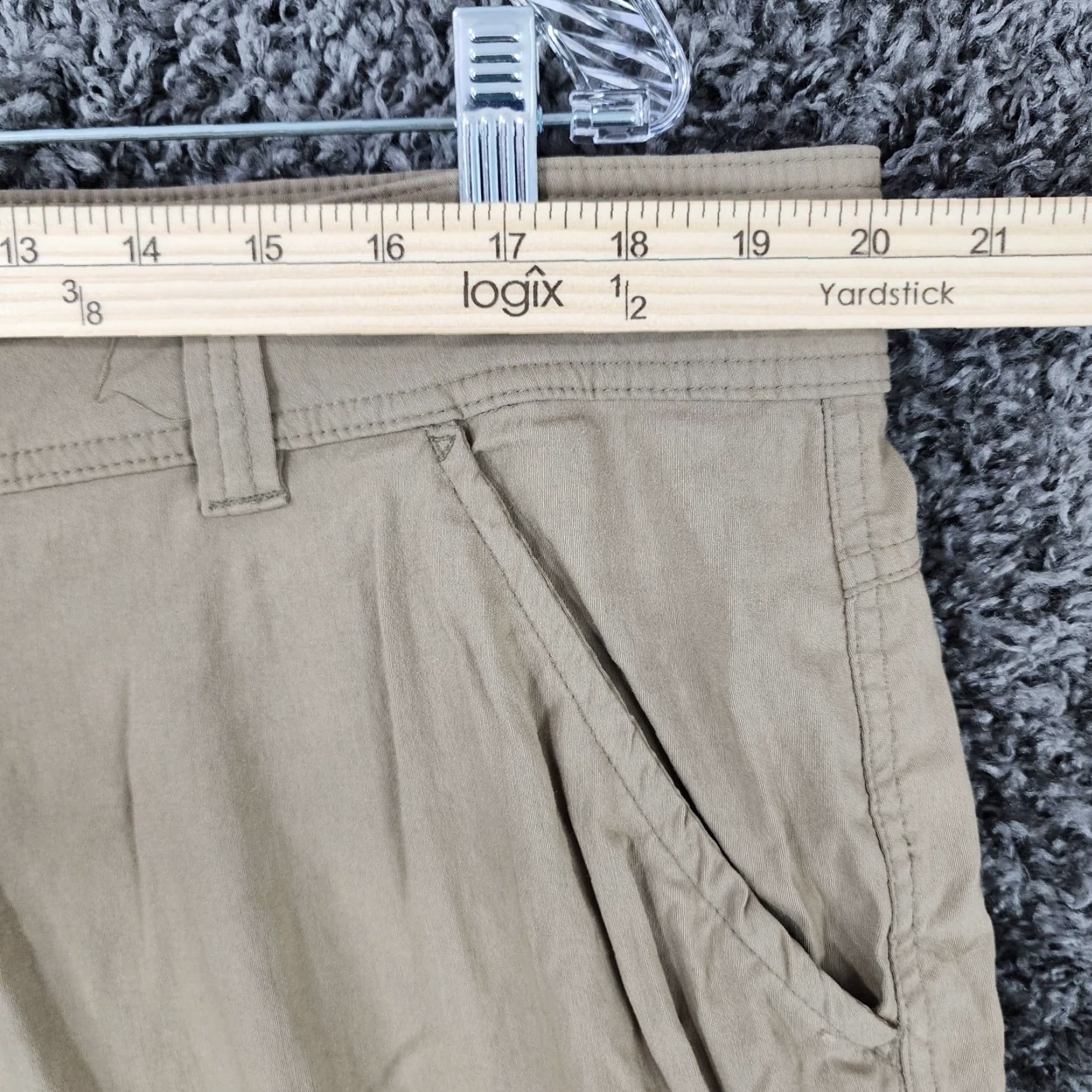 Vintage GERRY Cargo Shorts Beige Men Size 40 Regular Cargo Hiking Short Men 40 Beige Size US 40 / EU 56 - 3 Thumbnail