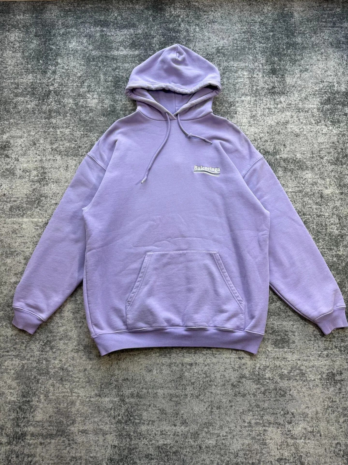 Balenciaga balenciaga lilac logo embroidered hoodie. Size US S / EU 44-46 / 1 - 1 Thumbnail