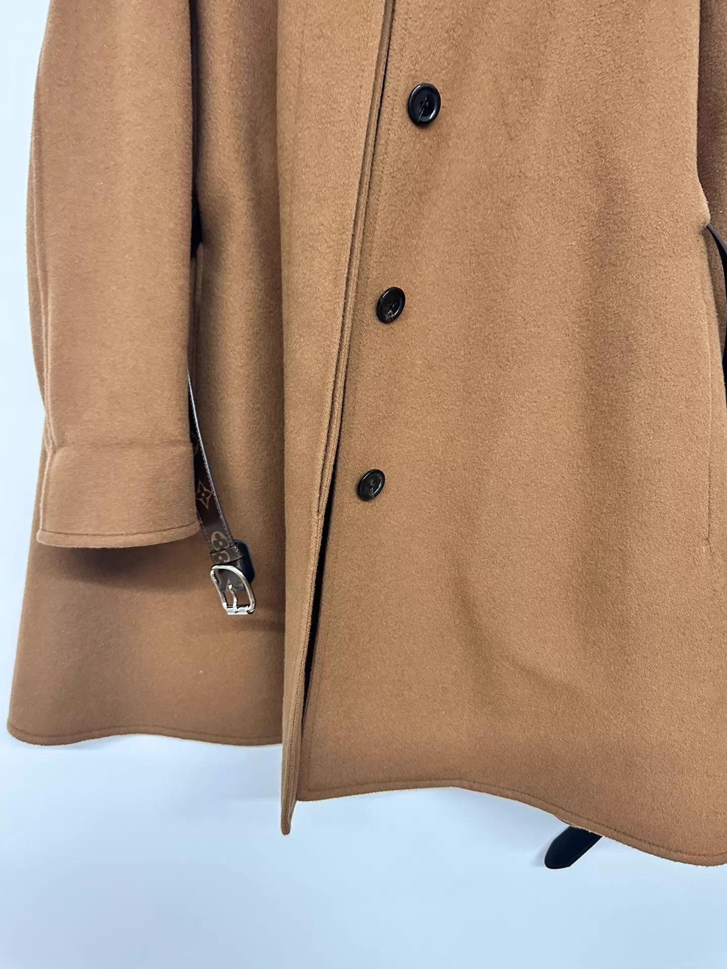 Louis Vuitton LV All Over Logo Coat Size 38 Size S / US 4 / IT 40 - 3 Thumbnail