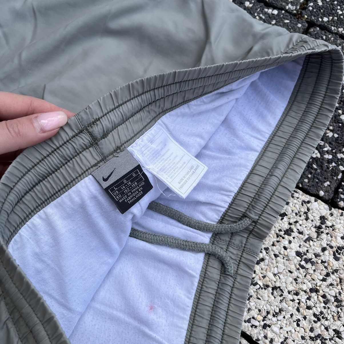 Nike × Vintage Nike Vintage Track Pants Nylon Y2K Drill Streetwear Swoosh Size US 36 / EU 52 - 10 Thumbnail