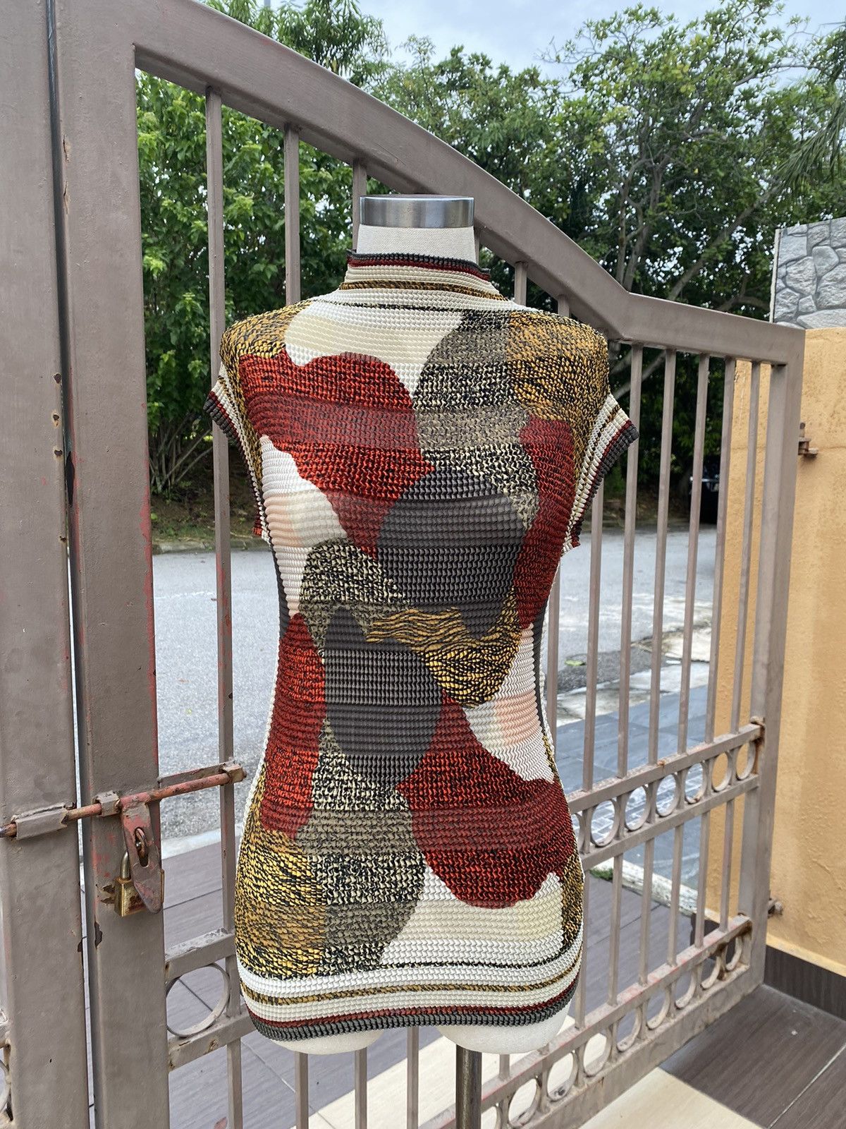 Issey Miyake vintage pleats Size M / US 6-8 / IT 42-44 - 2 Thumbnail