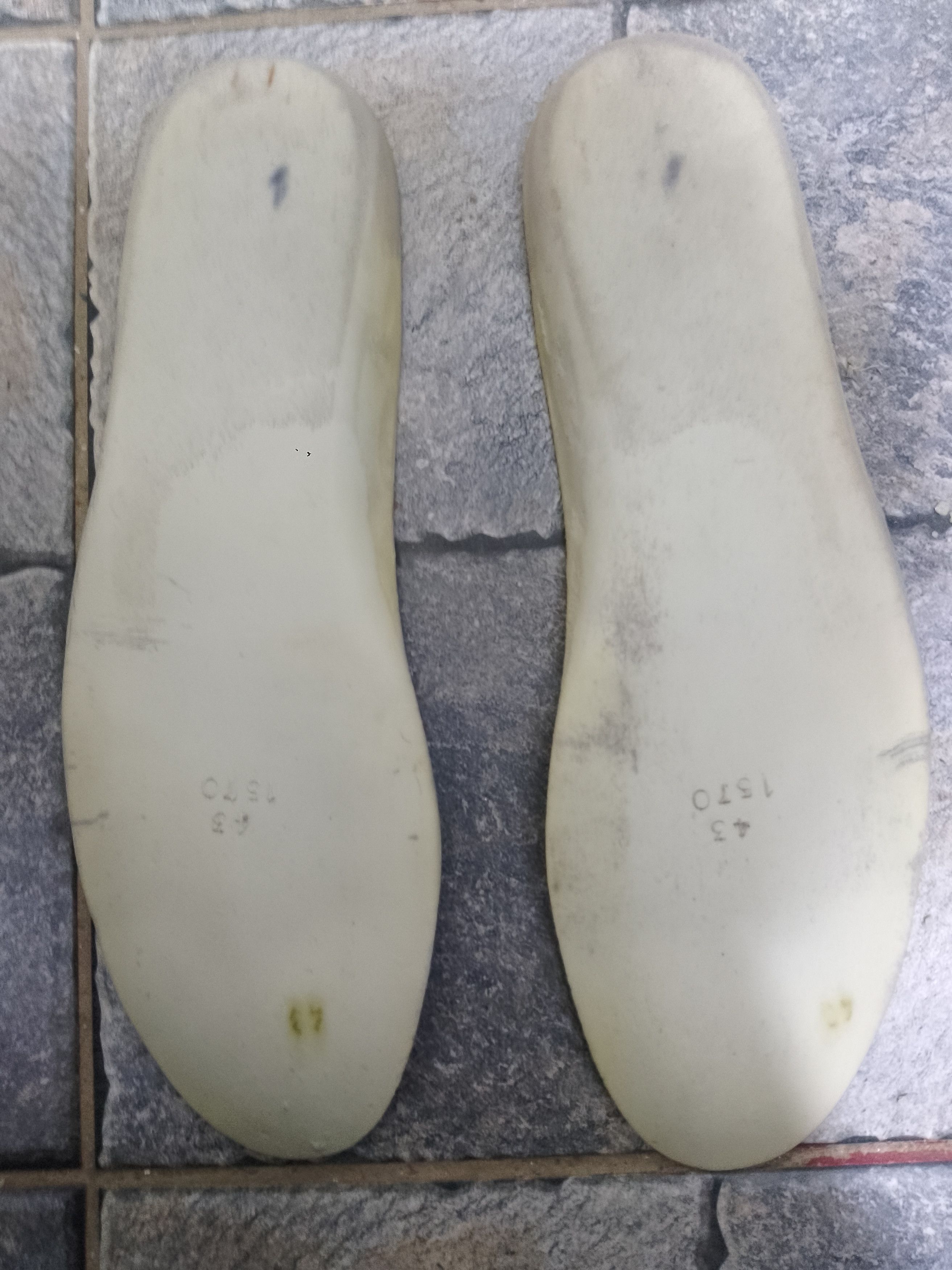 Maison Margiela Maison margiela replica gats Size US 10 / EU 43 - 15 Thumbnail