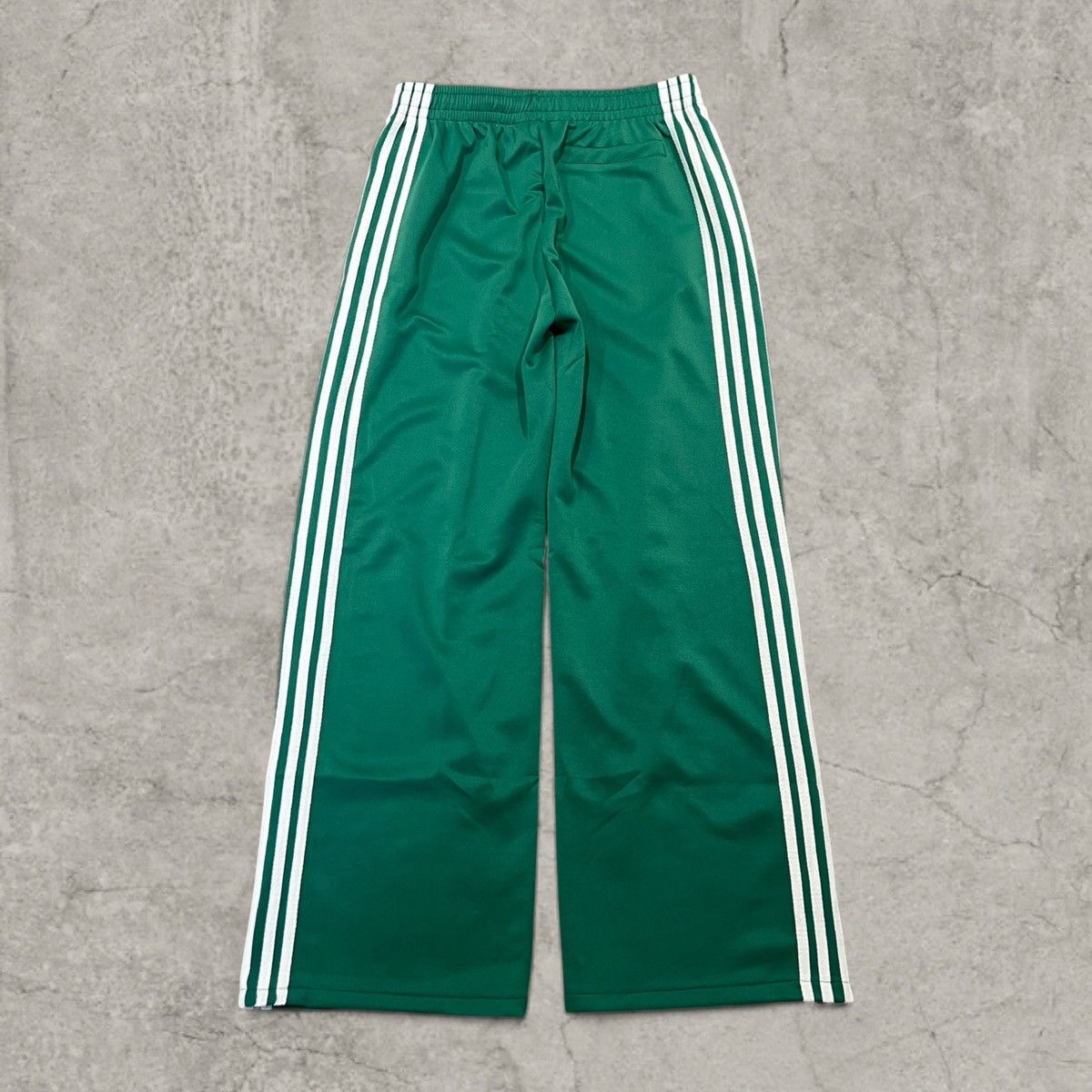 Japanese Brand Relaxed fit trousers in green with white stripes. Size M Size US 32 / EU 48 - 1 Thumbnail