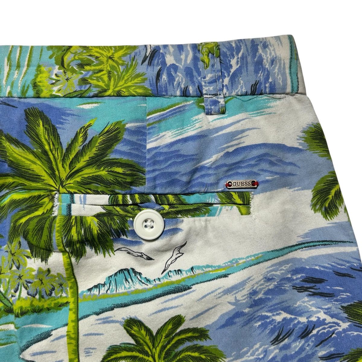 Guess Vintage Guess Monogram Hawaii Shorts Pants Size US 35 - 4 Thumbnail