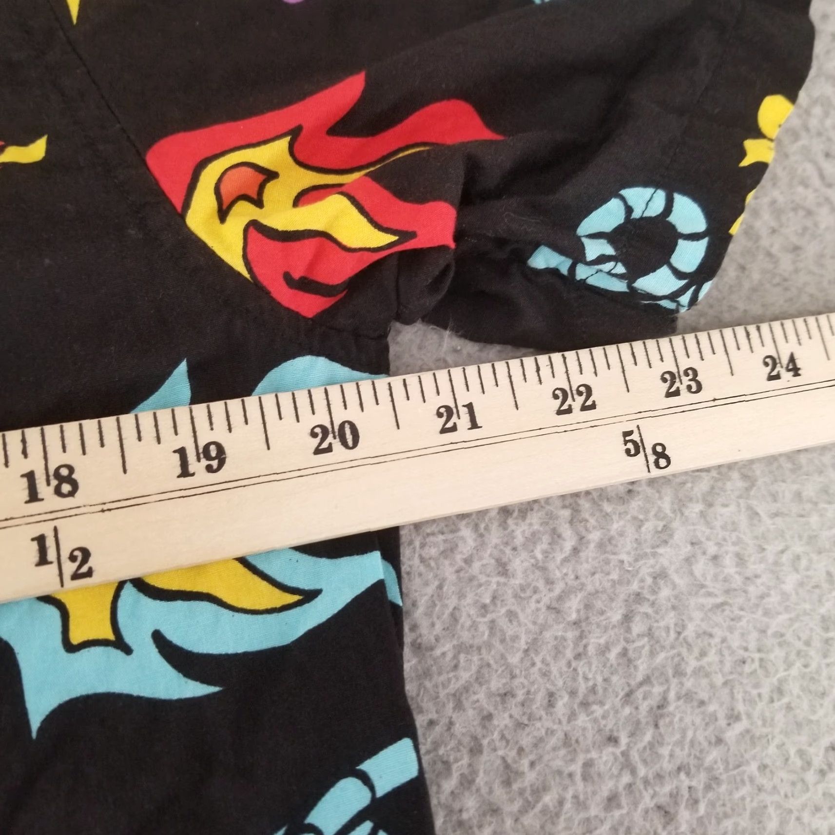 Vintage Neff Shirt Mens Small Black Flames Fire All Over Print Button Up Casual Surf Size US S / EU 44-46 / 1 - 5 Thumbnail