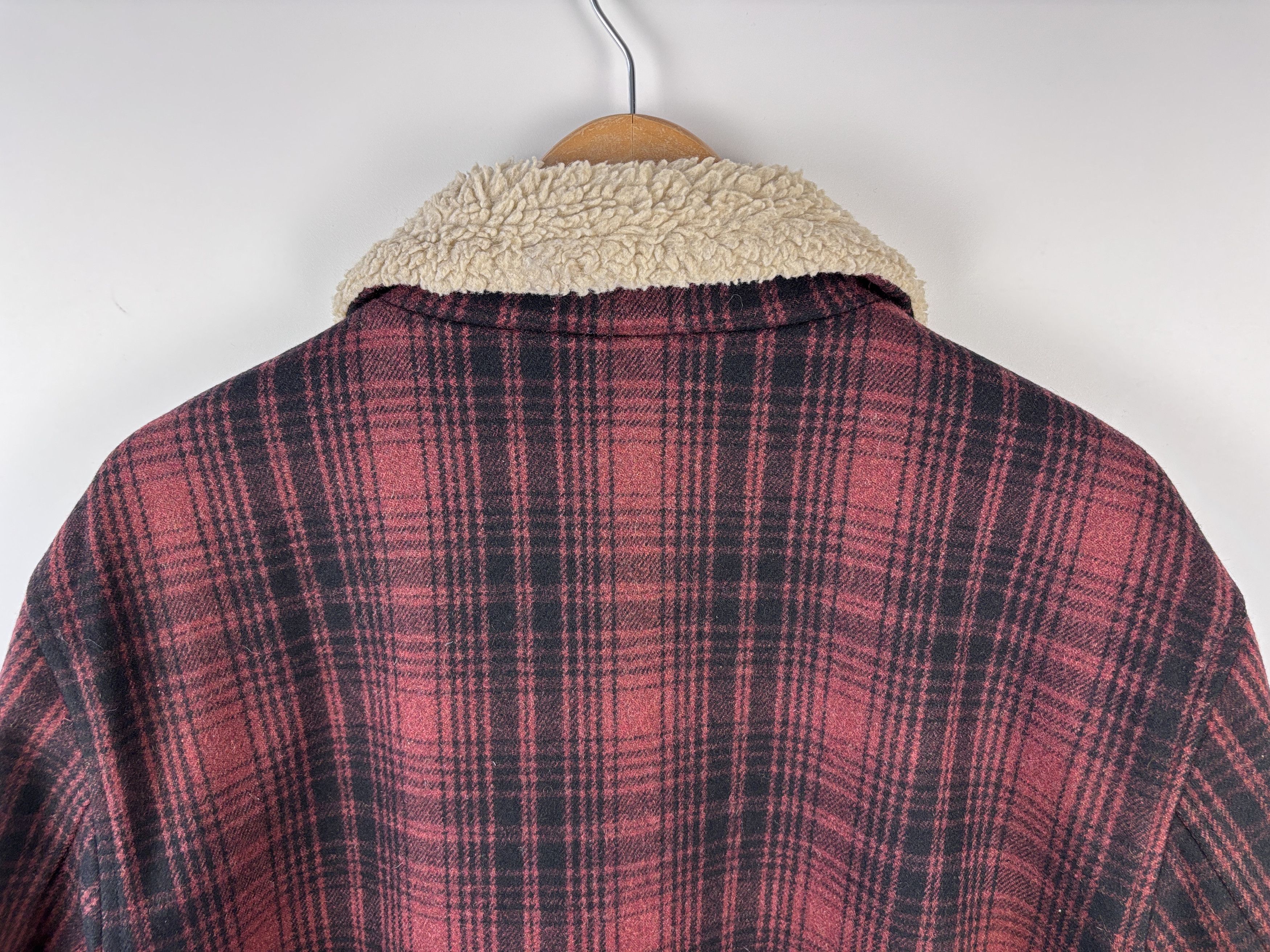 Nudie Jeans Nudie Jeans Mangan Lumber Wool Jacket Sherpa Red Black XL Size US XL / EU 56 / 4 - 5 Thumbnail