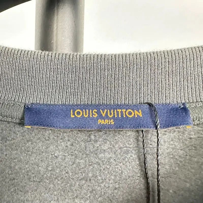 Louis Vuitton Louis Vuitton Gray Cotton Men's Sweatshirt . Size US L / EU 52-54 / 3 - 3 Thumbnail
