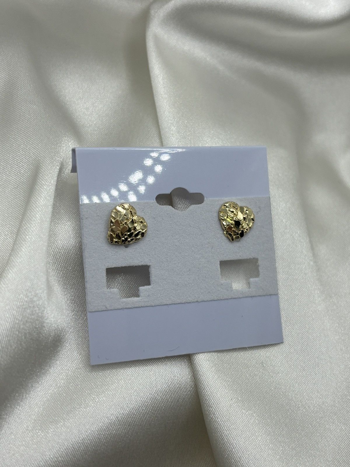 Other 10K Heart Nugget Earrings Size ONE SIZE - 5 Thumbnail