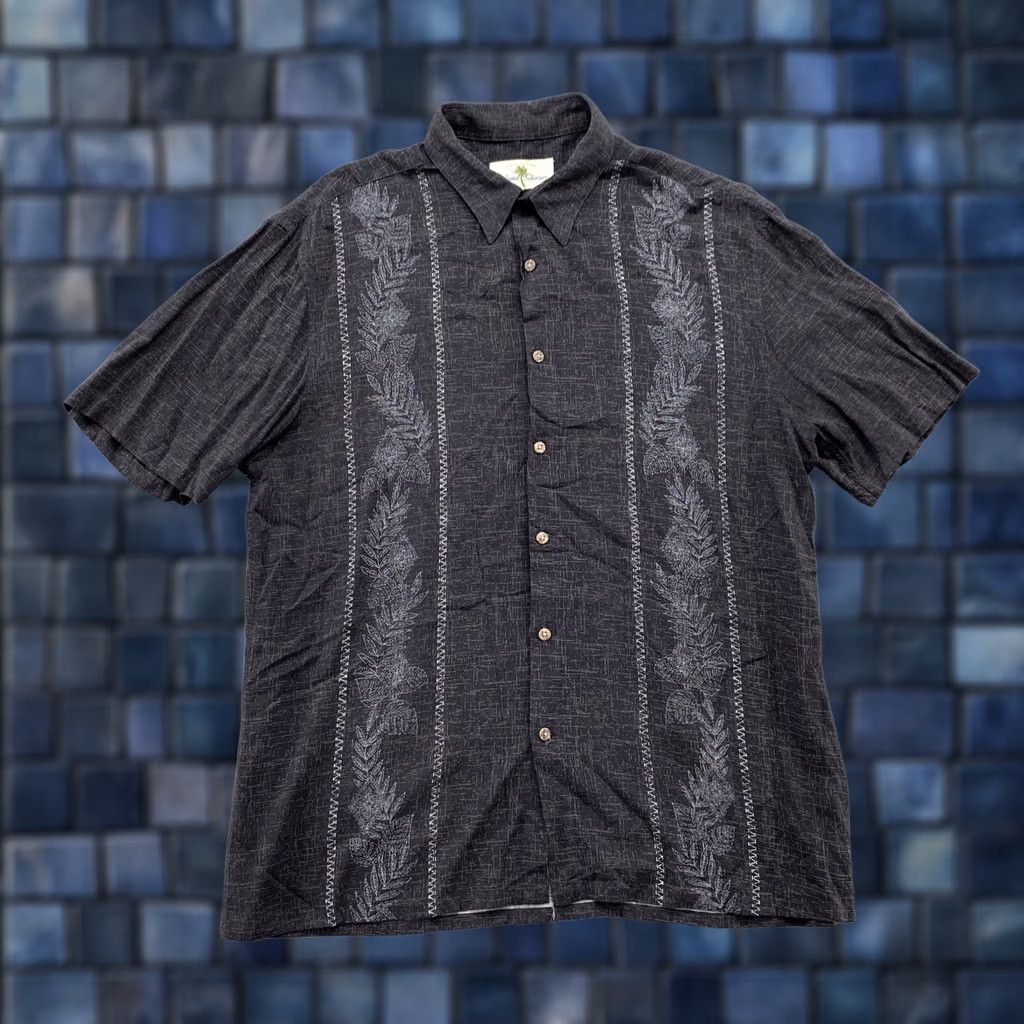 Vintage Island Shores Hawaiian Shirt Men’s Black Floral Button-Up Large Short Sleeve Rayon Collared Pocket Charm Vintage No Size US L / EU 52-54 / 3 - 1 Thumbnail