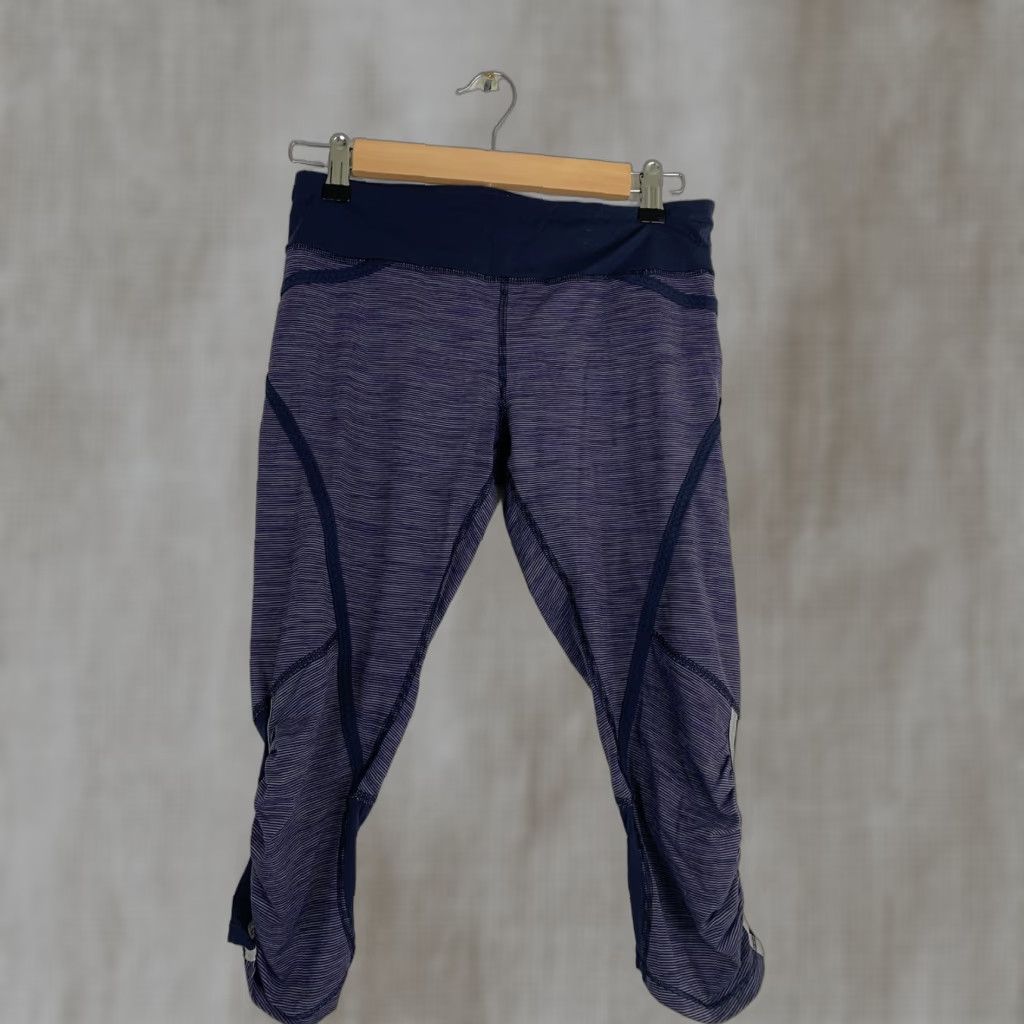 Lululemon Lululemon Leggings Purple Blue Stripe Cropped 19in Inseam Size 6 Womens Activewear Shorts? Size 28" / US 6 / IT 42 - 1 Thumbnail