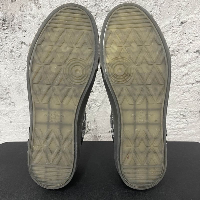 Louis Vuitton Louis Vuitton Ollie Black Low-Top Sneakers - Size US 9.5 / EU 42-43 - 4 Thumbnail