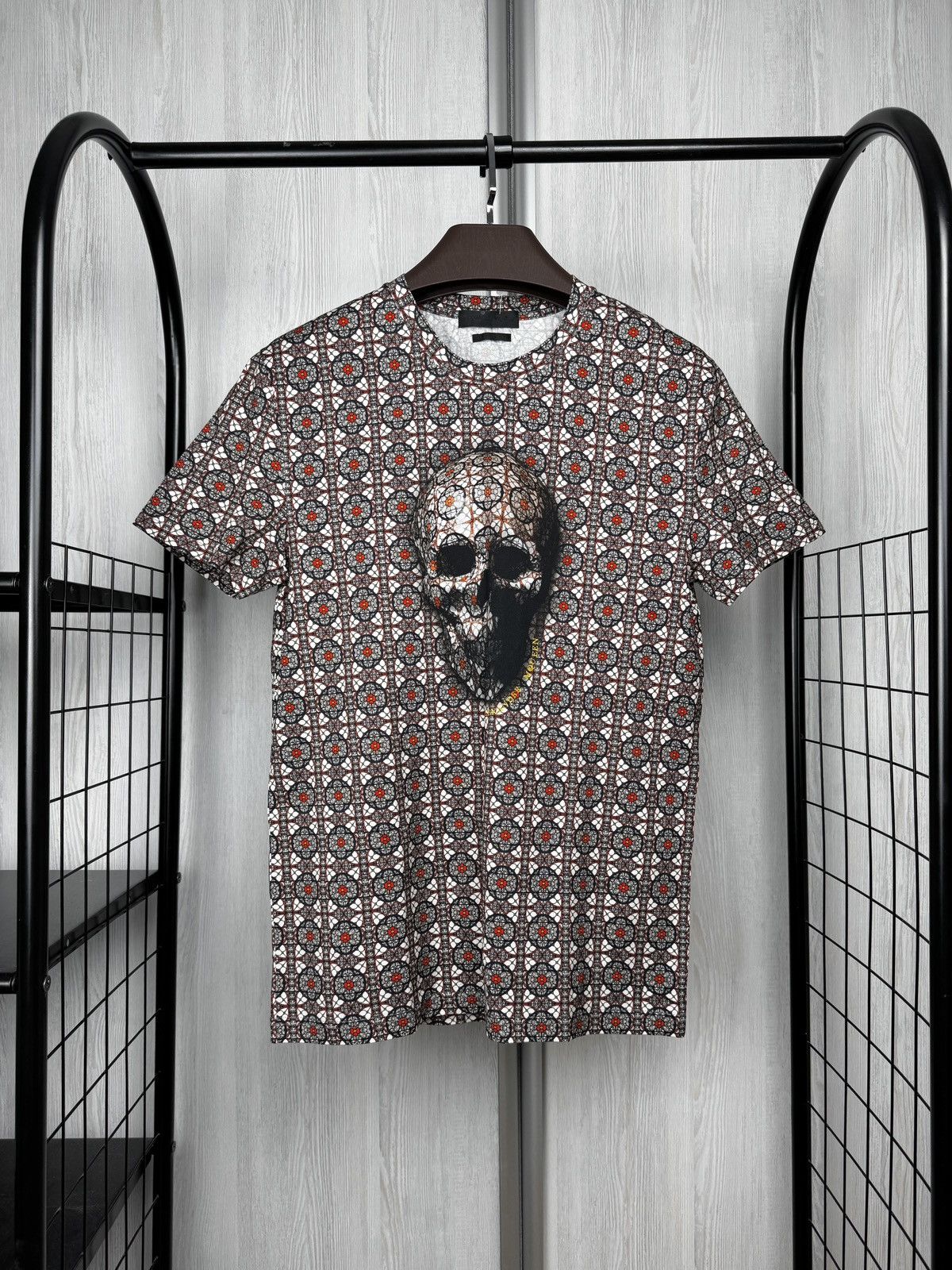 Alexander McQueen Alexander McQueen Rare Skull & Floral Graphic Design T-Shirt Size US M / EU 48-50 / 2 - 1 Thumbnail
