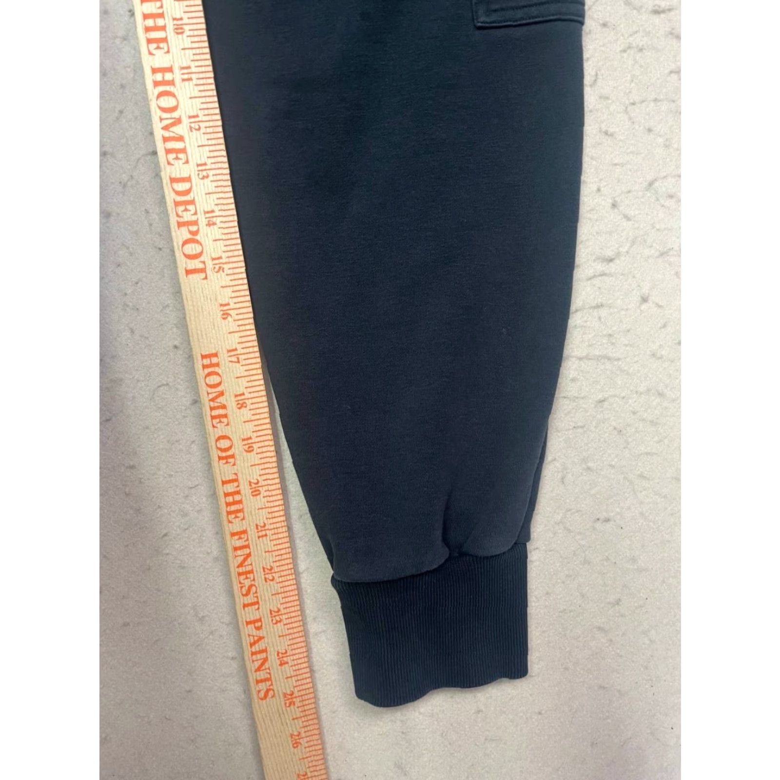 Fabletics Fabletics Men's Black Joggers Pants Tapered Sweatpants Drawstring Size S Size US 29 - 3 Thumbnail