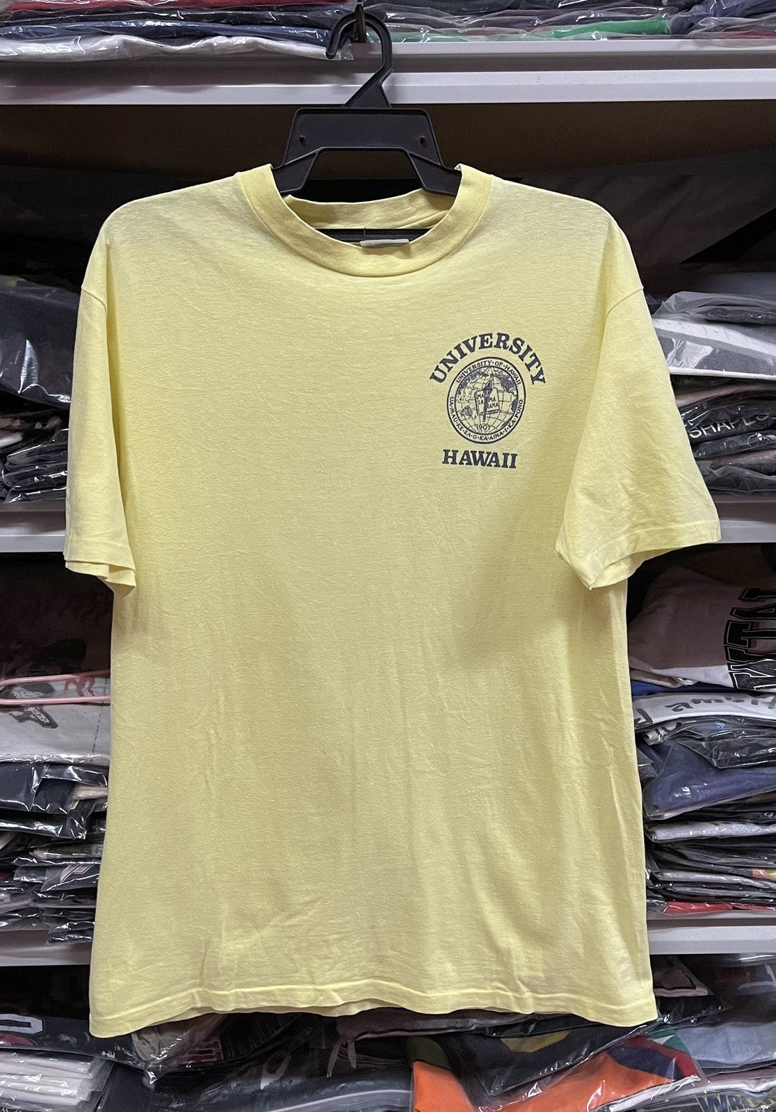 Vintage Vintage University Of Hawaii🔥🔥🔥 Size US L / EU 52-54 / 3 - 1 Thumbnail