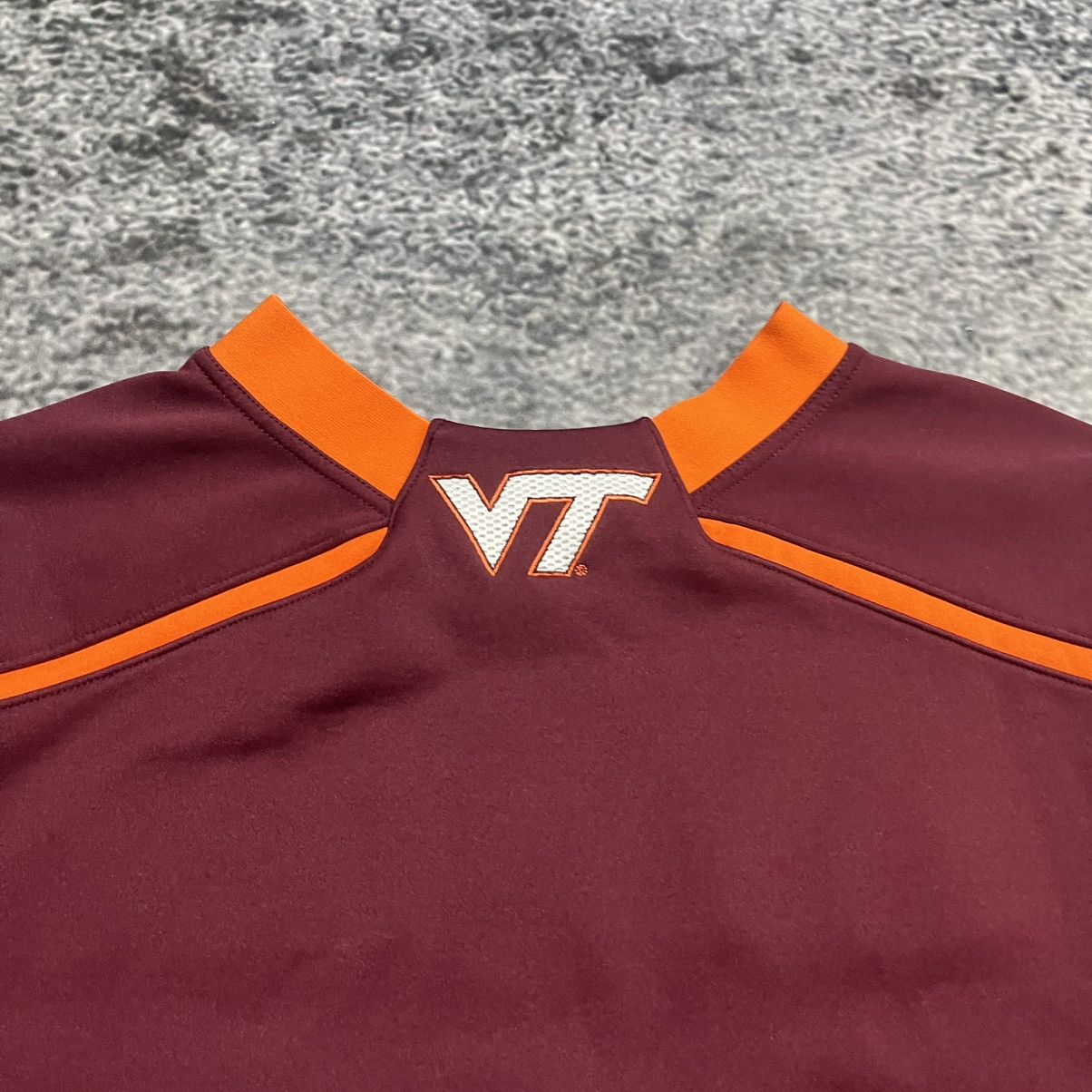 Nike Vintage Virginia Tech Nike Center Swoosh Therma 2000s XL Size US XL / EU 56 / 4 - 8 Thumbnail