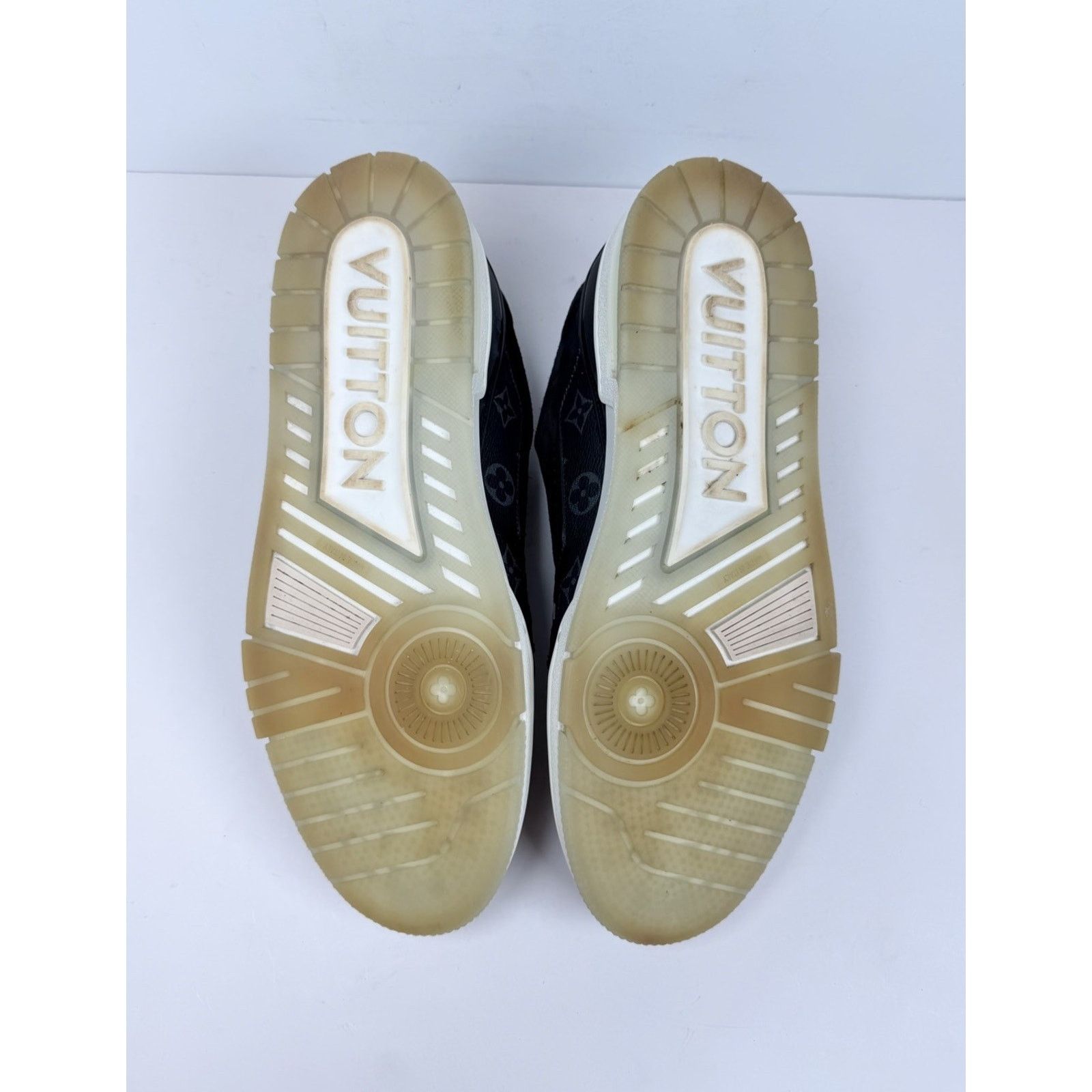 Louis Vuitton Size 10LV/11US - Louis Vuitton Monogram Trainers Size US 11 / EU 44 - 6 Thumbnail