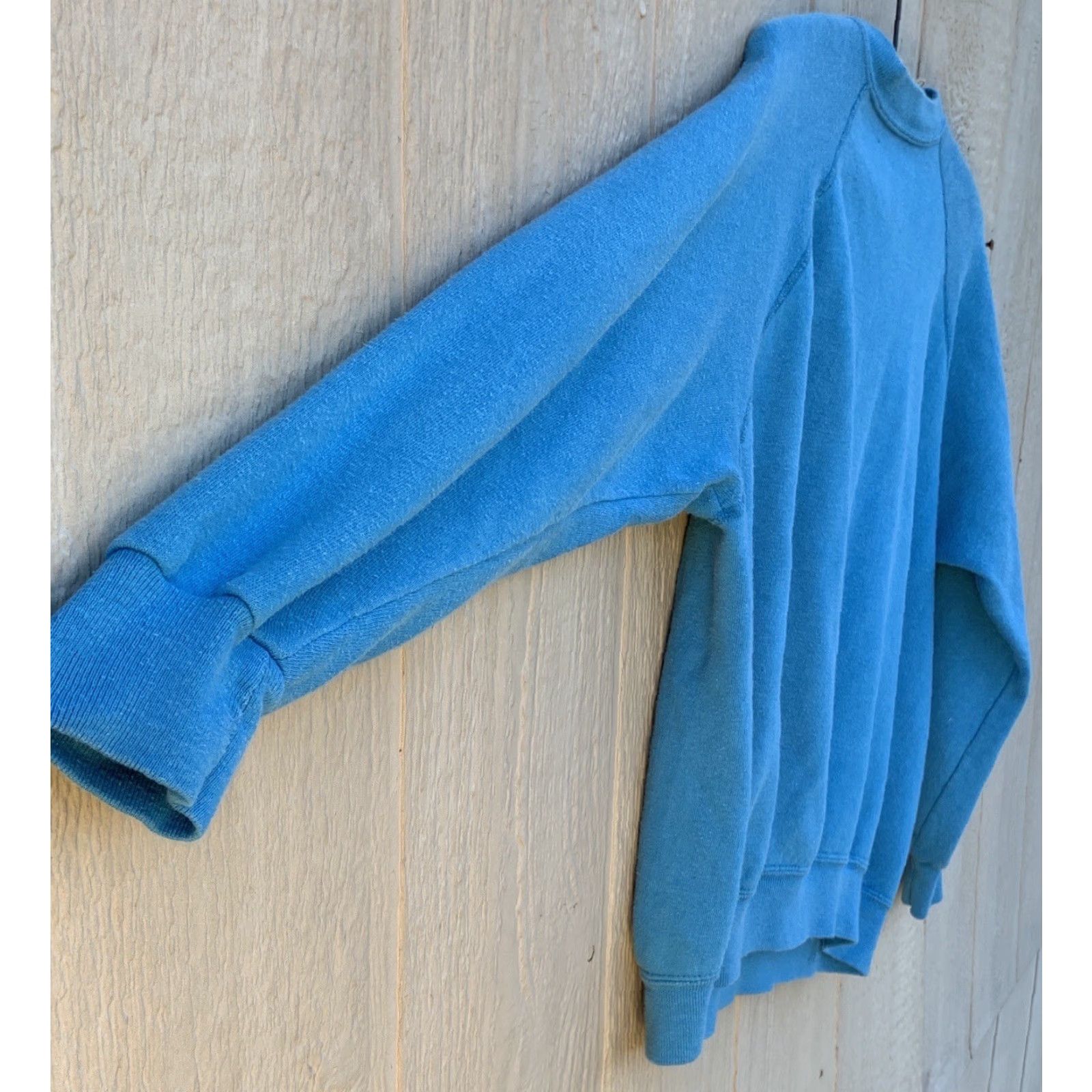 Vintage VINTAGE Raglan Sweatshirt Long Sleeve Pullover Blue L Men Size L Shirt Pullover Raglan 1980s Vintage Mens Size US L / EU 52-54 / 3 - 6 Thumbnail