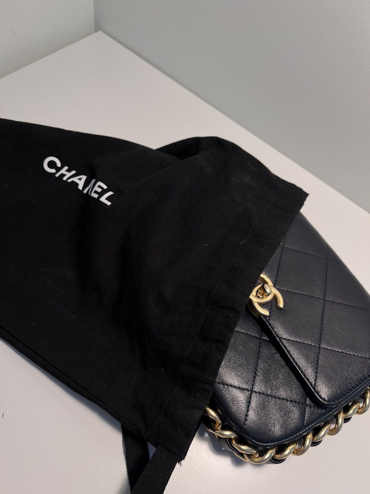Chanel Chanel Chain Crossbody Bag Dark Navy Size ONE SIZE - 11 Thumbnail