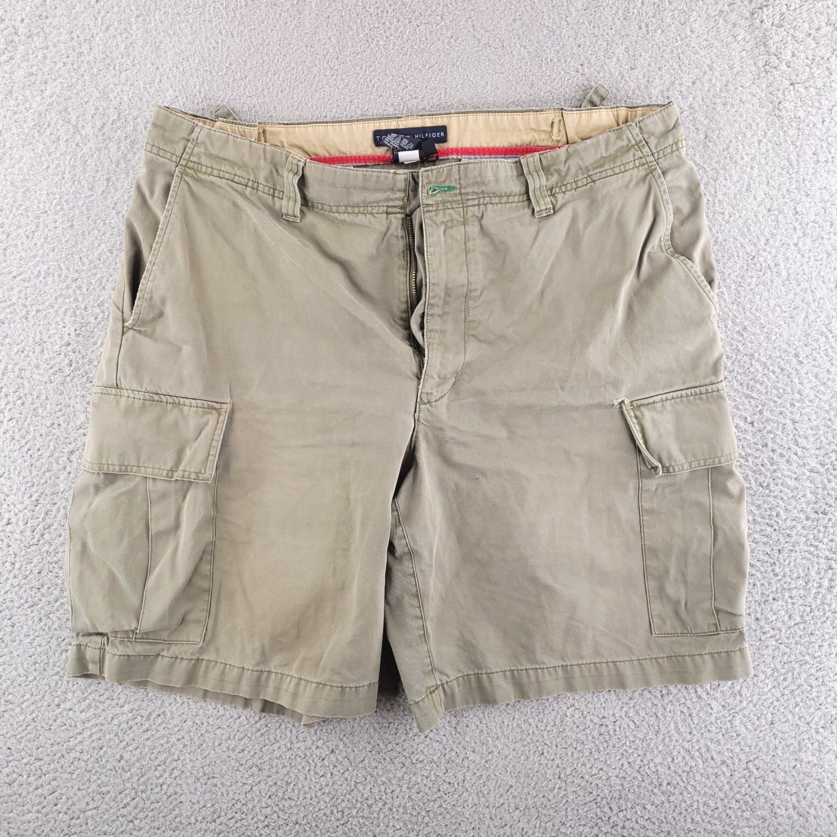 Tommy Hilfiger Tommy Hilfiger Shorts Mens 38 Green Cargo Cotton Olive Army Missing Button Size US 38 / EU 54 - 2 Thumbnail