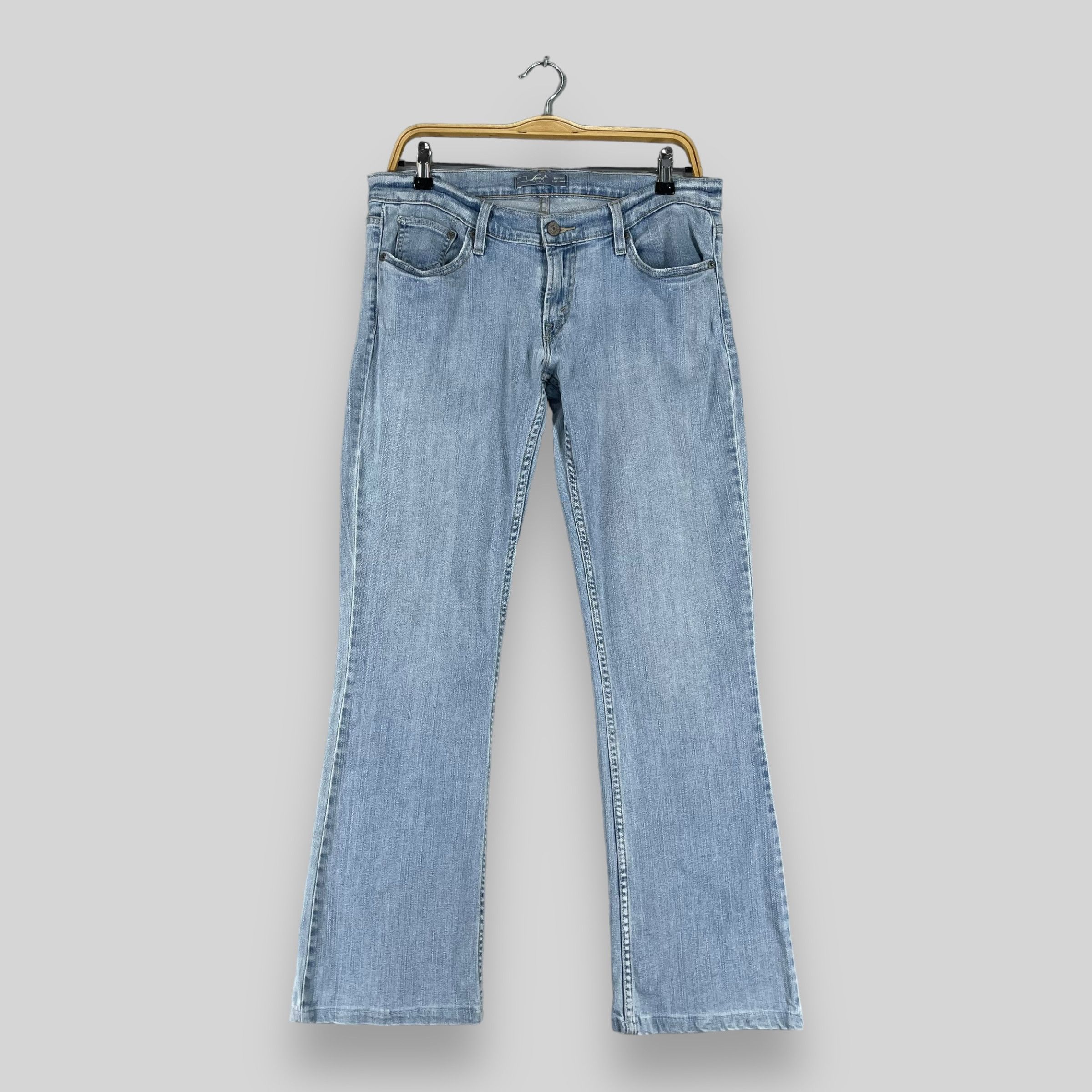 Levi's Size 33 Vintage Levis 524 Distressed Bootcut Sun Faded Jeans Size 33" - 1 Thumbnail