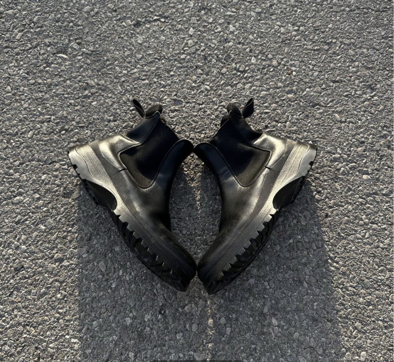 Prada Prada Brixxen Black Leather Chelsea Boots Size US 9 / EU 42 - 2 Thumbnail