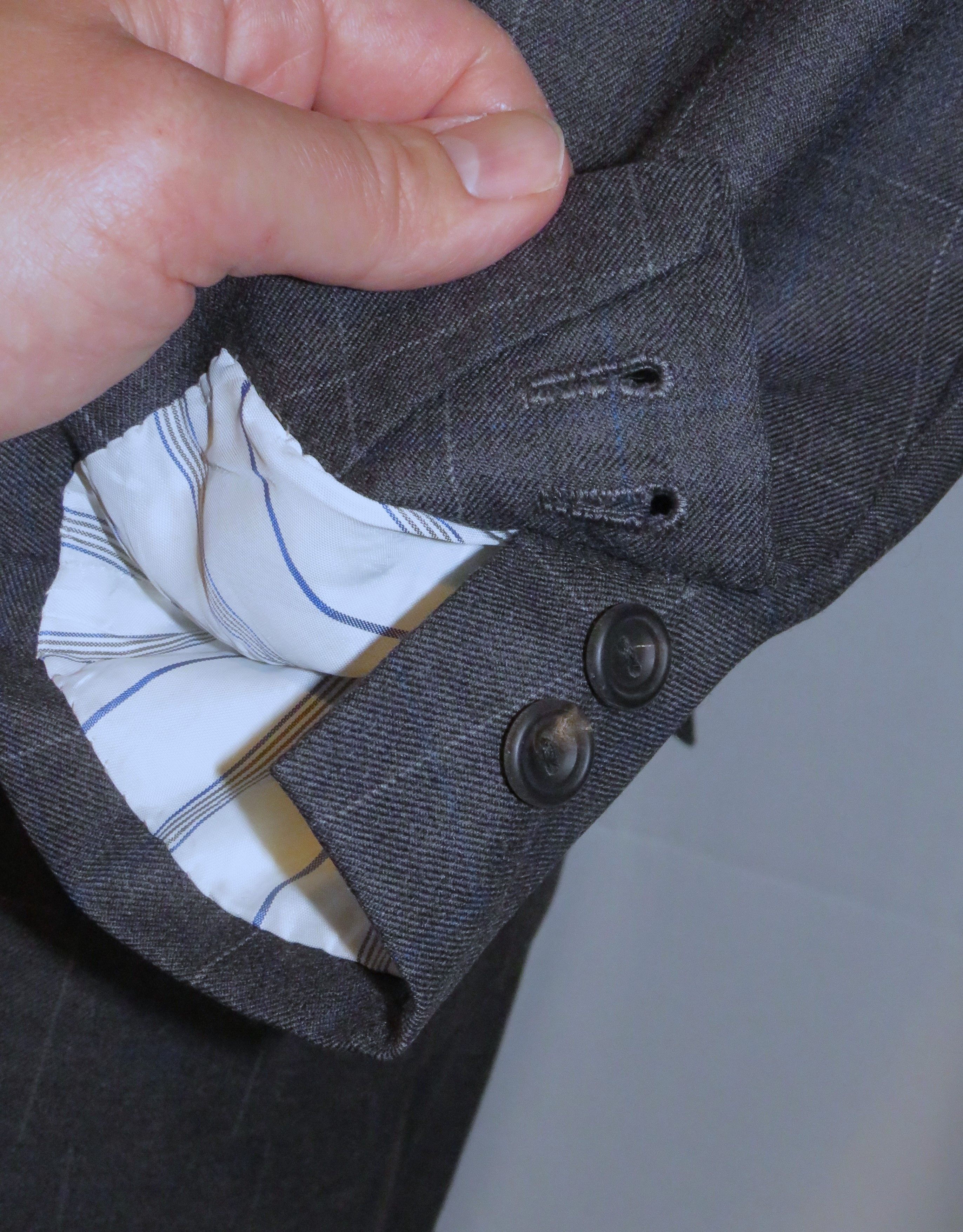 Henry Poole × Savile Row Bespoke Gray Windowpane Two Button Suit 38R Size 38R - 11 Thumbnail