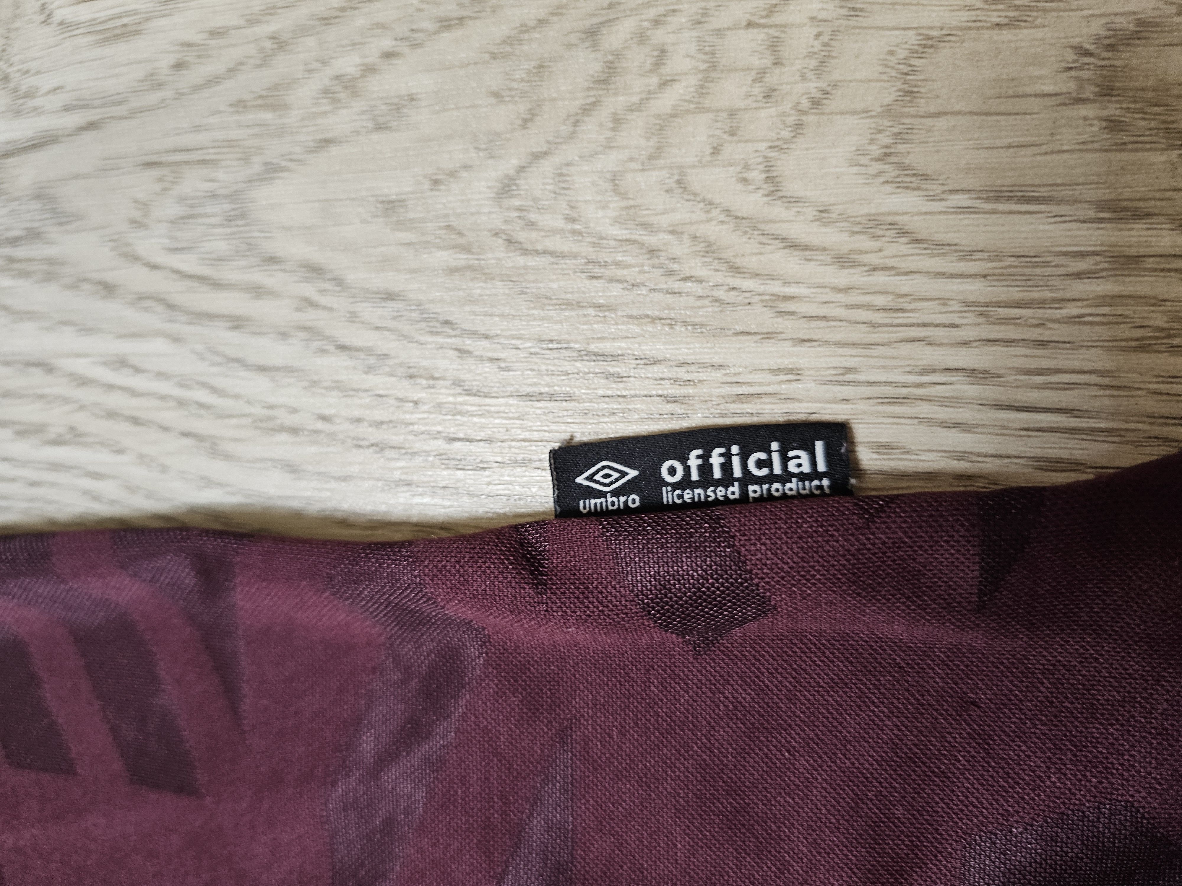 All Sport × Umbro × Vintage HEARTS 2019 2020 HOME FOOTBALL SHIRT SCOTLAND SOCCER JERSEY Size US M / EU 48-50 / 2 - 5 Thumbnail