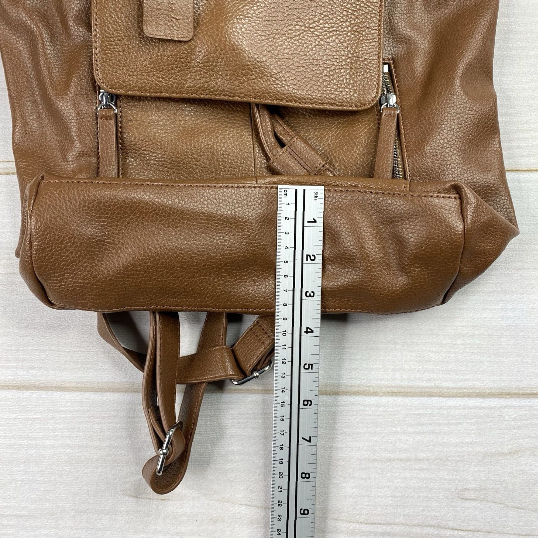 Clarks Clarks Backpack Brown Leather Pebbled - Medium, Women, School, Pockets, Tote/Handbag Style, Zip Closure, Travel, Casual, Vintage: No Size ONE SIZE - 3 Thumbnail